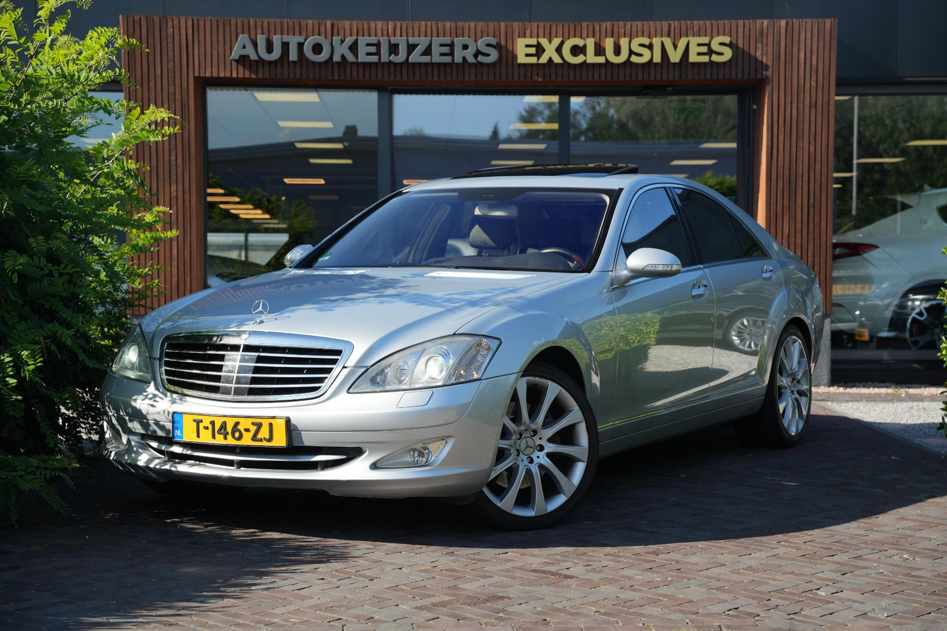 Mercedes-Benz S-Klasse 500 2005 IRIDIUM SILVER - METALLIC FINISH (775U) 7