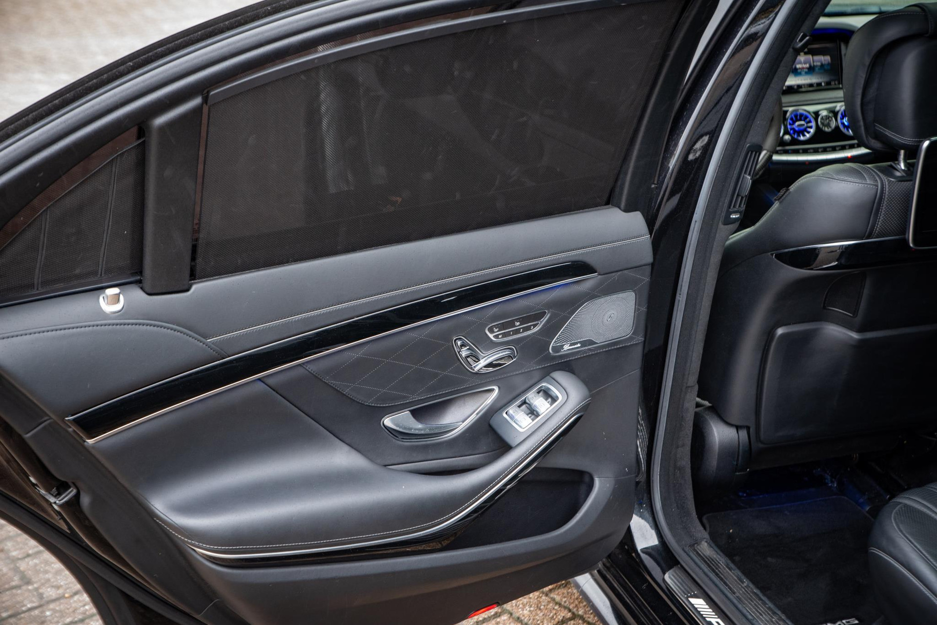 Mercedes-Benz S-Klasse AMG 63 4Matic Lang 2015  35