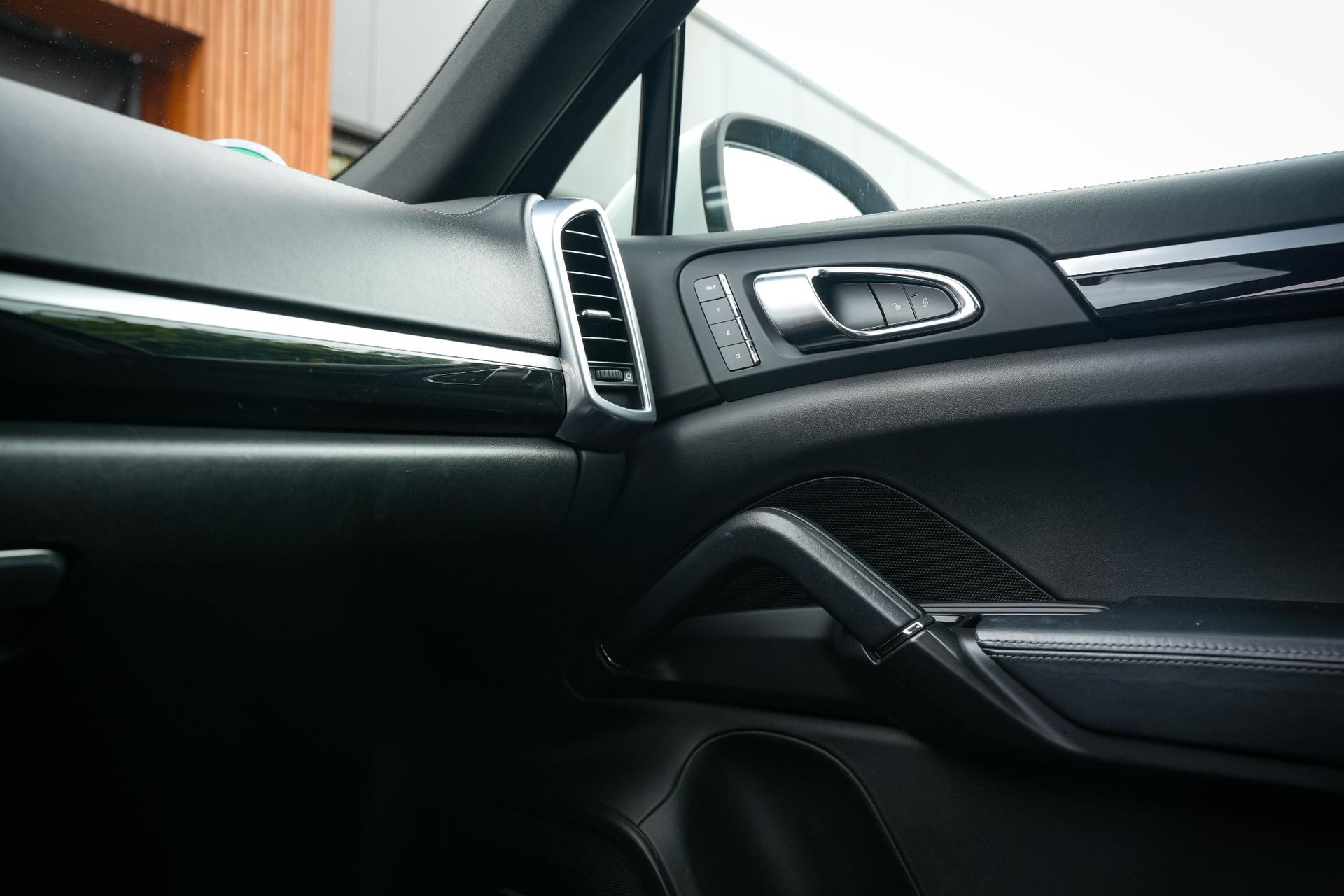 Porsche Cayenne 3.0 D 2012  23