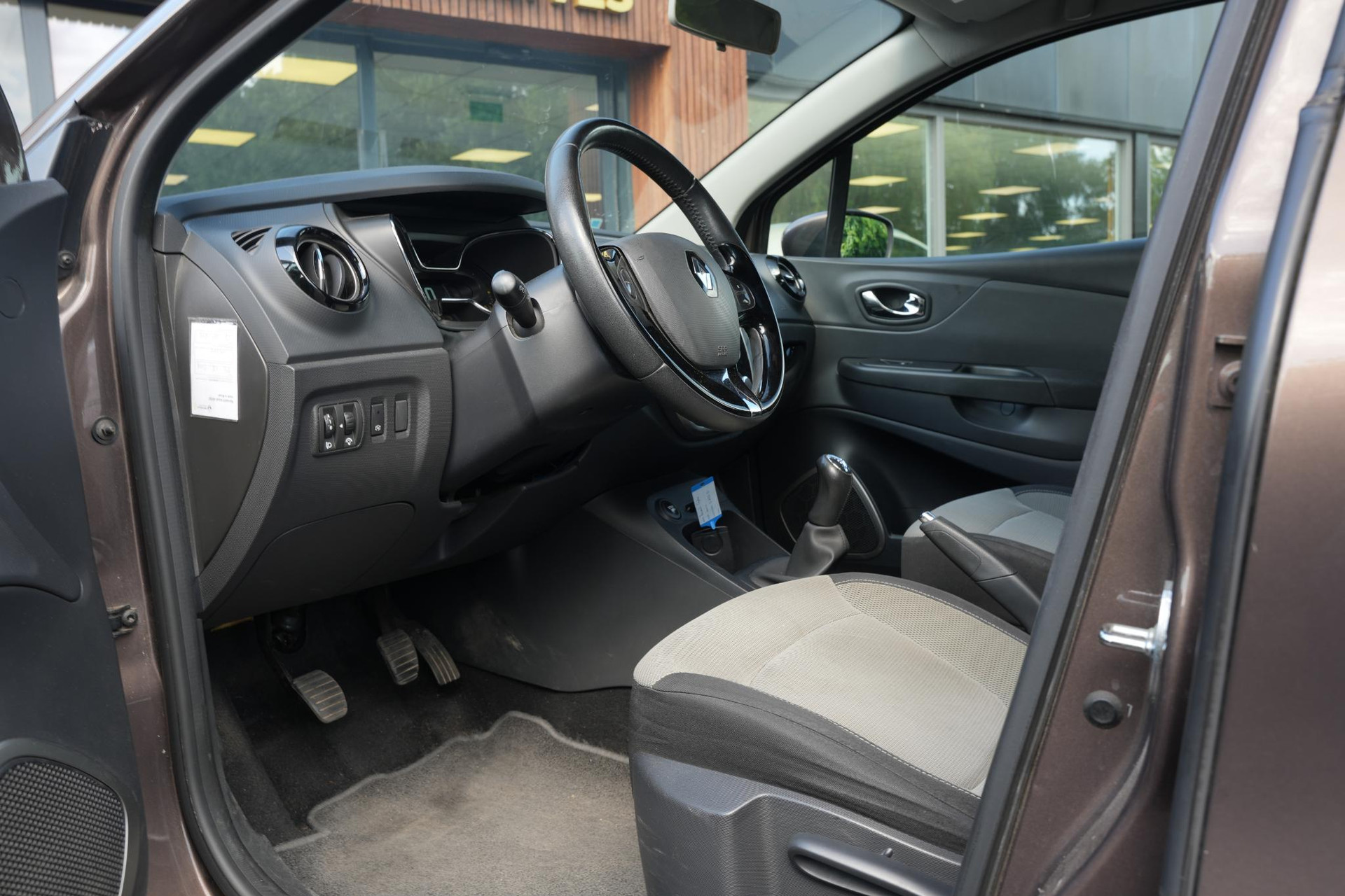 Renault Captur 0.9 TCe Expression 2013 Brun moka  11