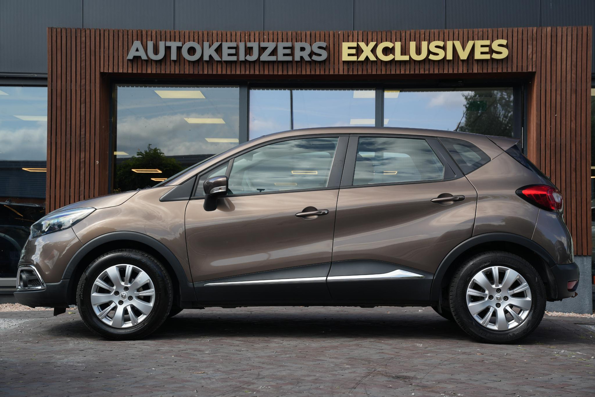 Renault Captur 0.9 TCe Expression 2013 Brun moka  5