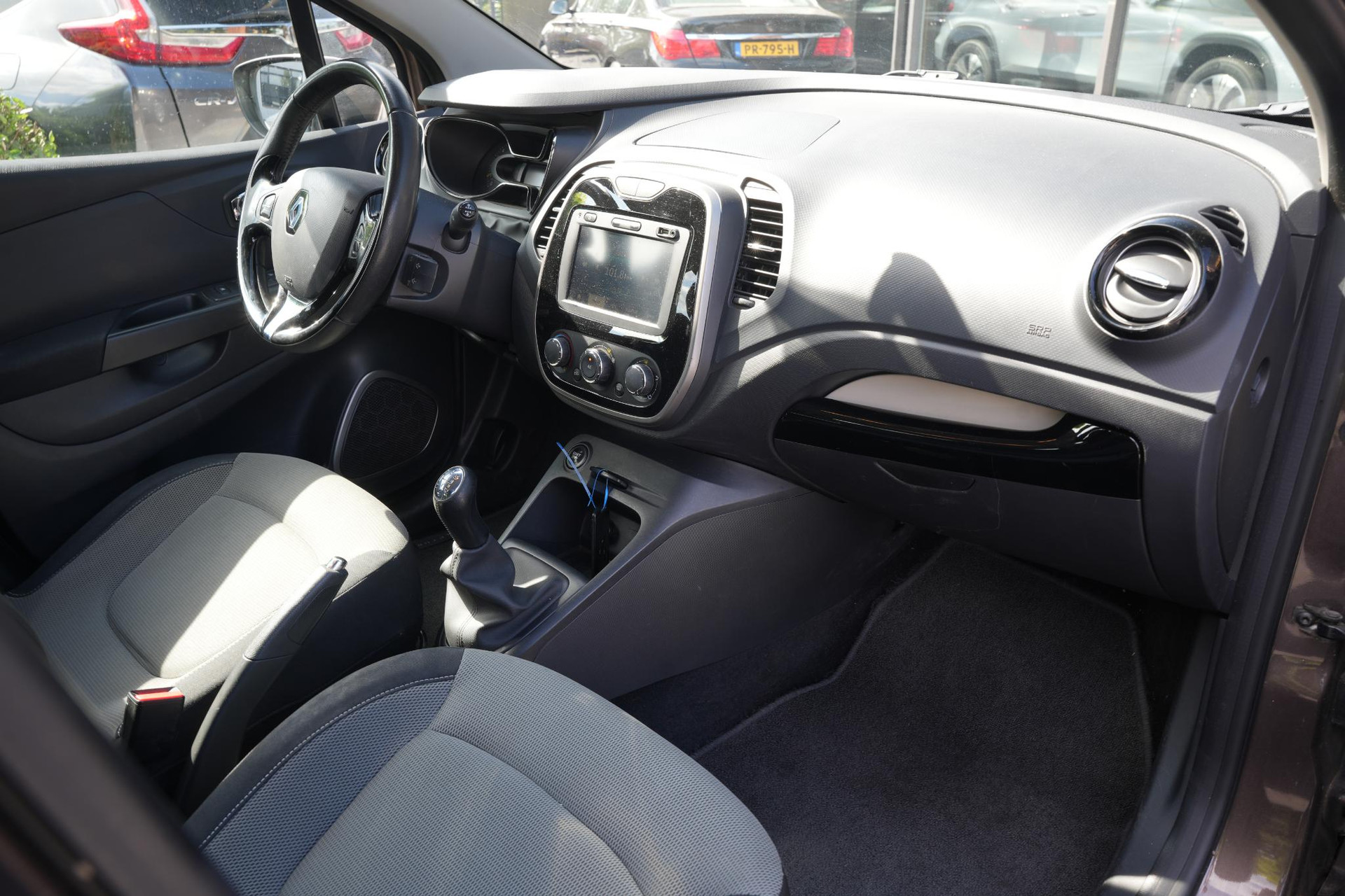Renault Captur 0.9 TCe Expression 2013 Brun moka  6