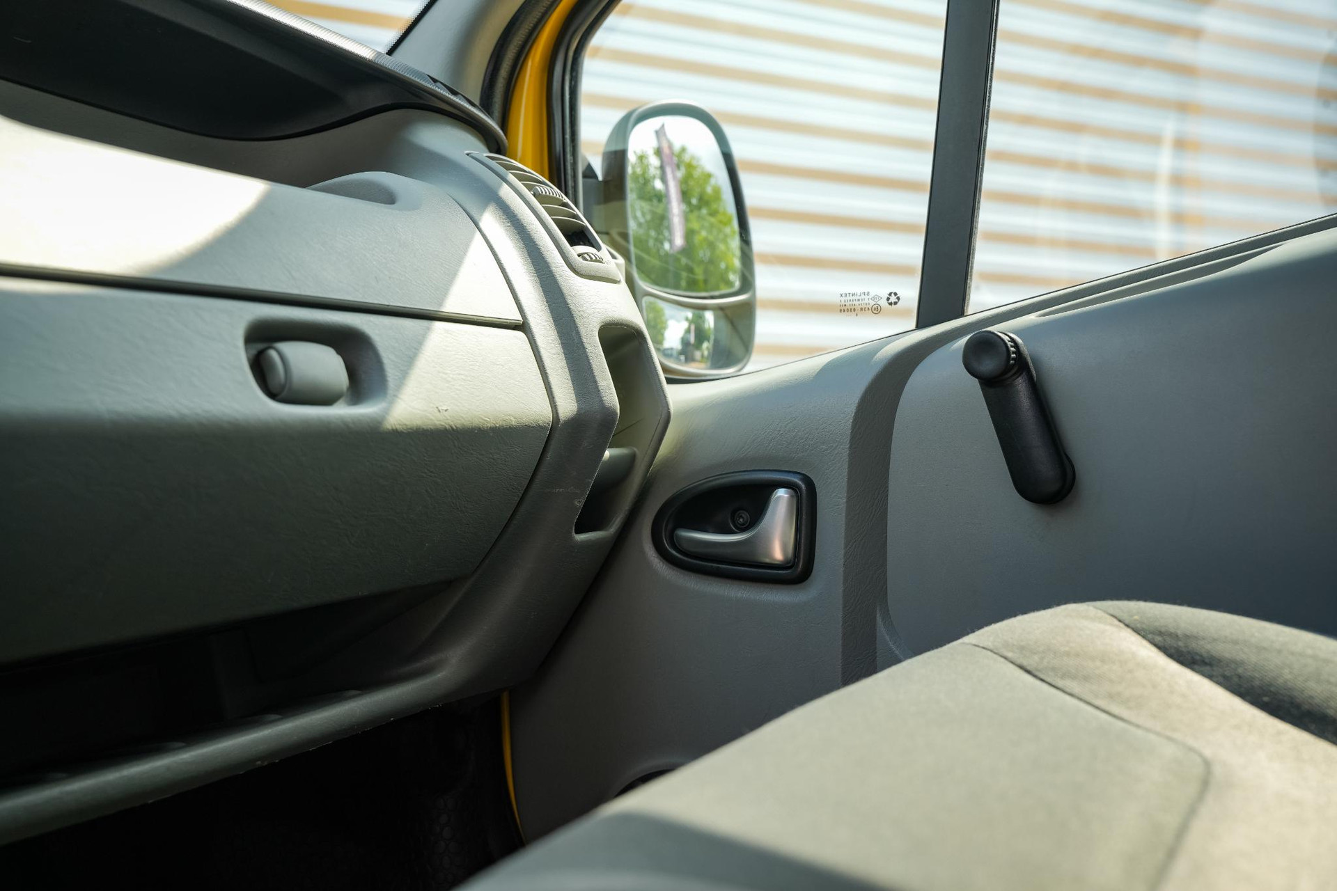 Renault  Trafic t29 l2/h1 2011  26