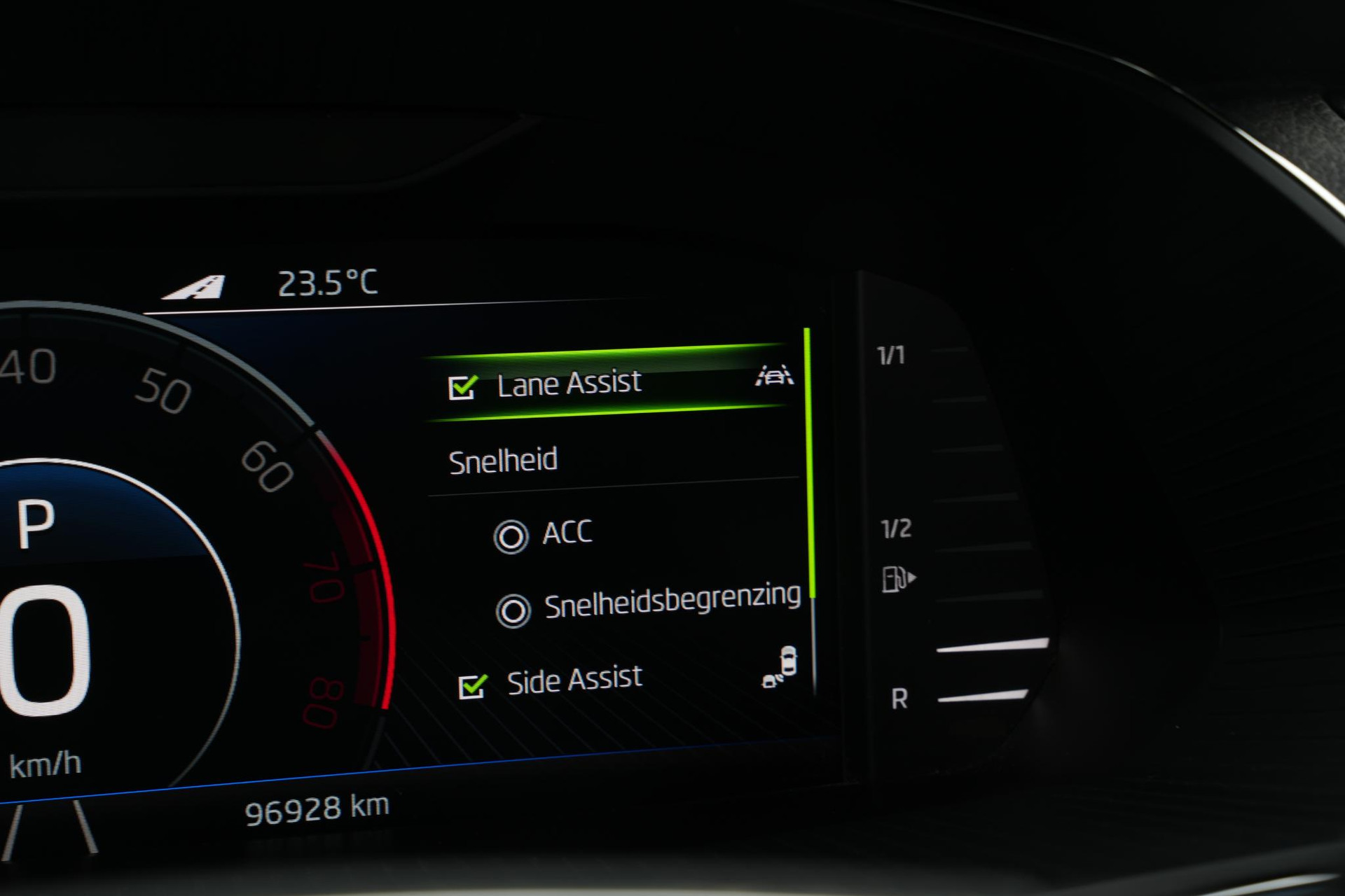 Škoda Superb Combi 1.4 iV Sportline 2021 Race blue metallic 16