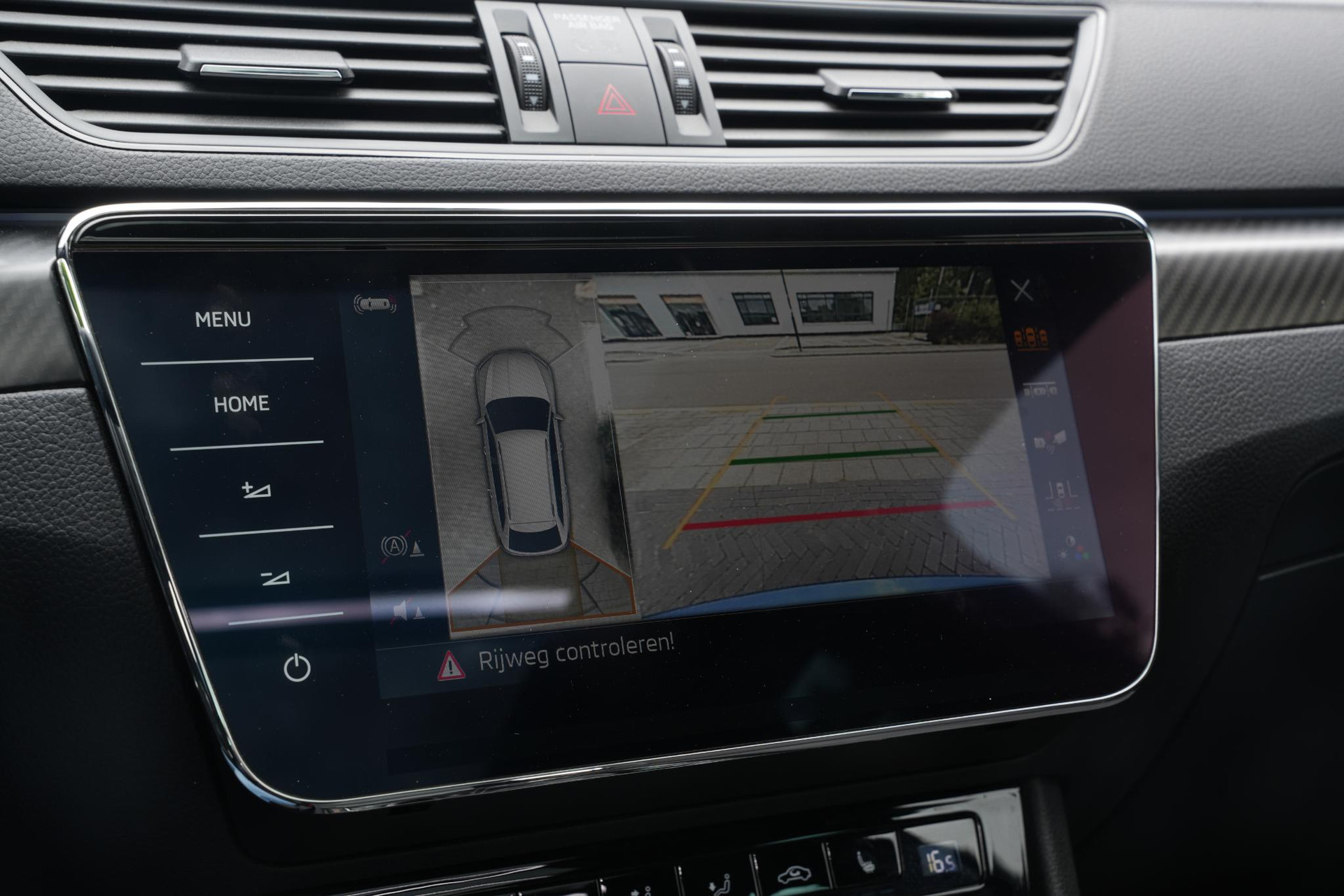 Škoda Superb Combi 1.4 iV Sportline 2021 Race blue metallic 45