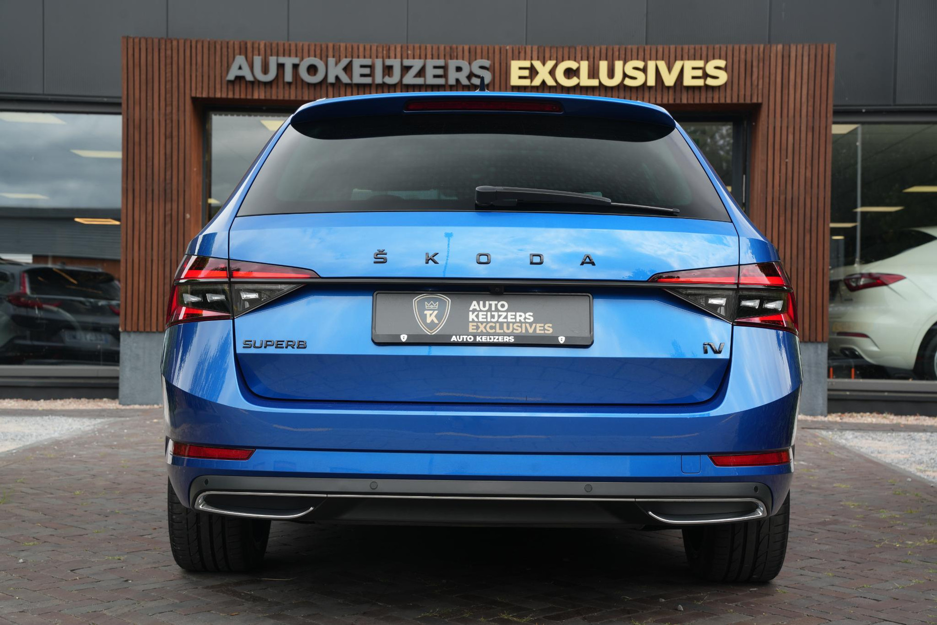 Škoda Superb Combi 1.4 iV Sportline 2021 Race blue metallic 9