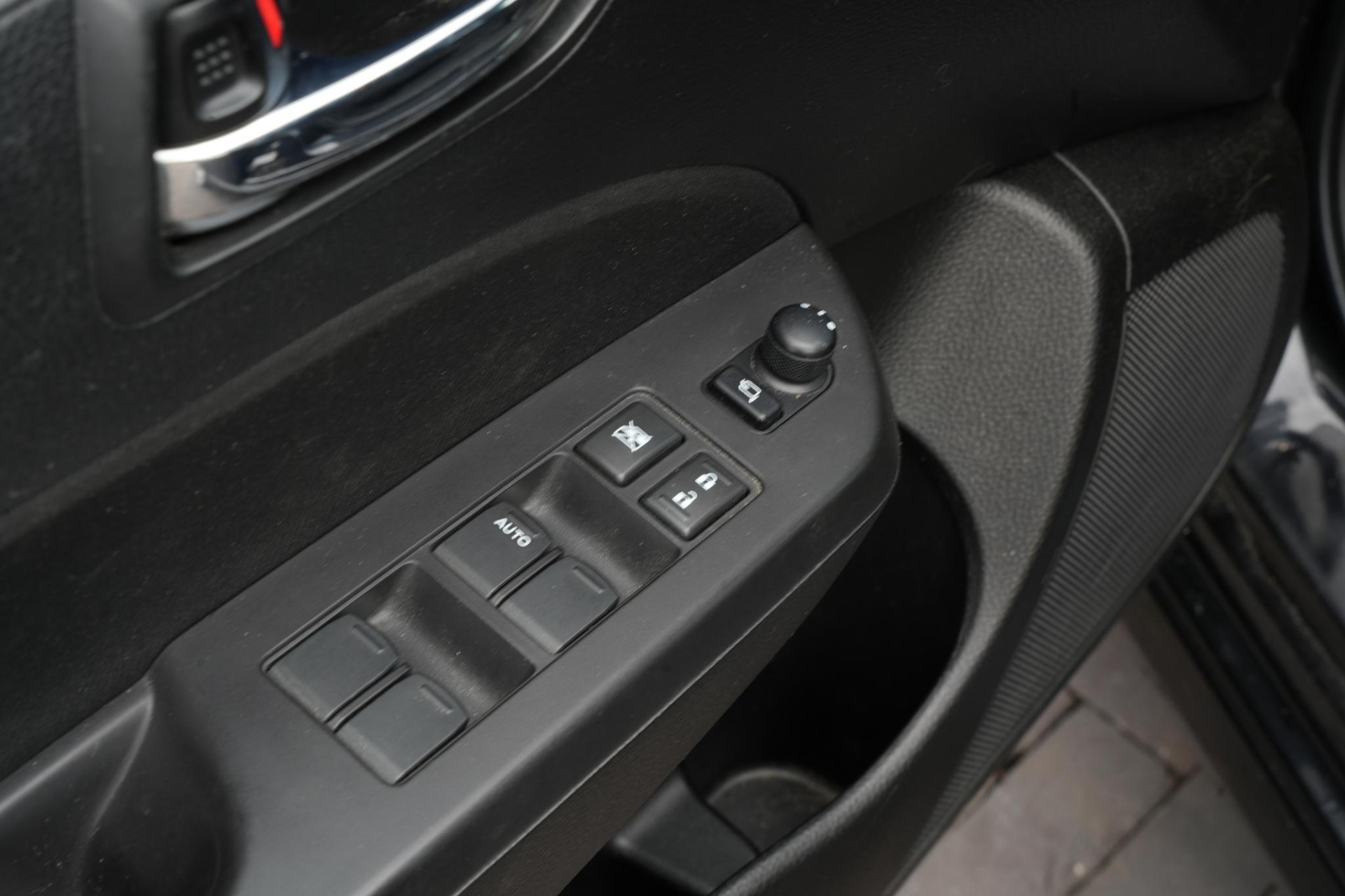 Suzuki Swift 1.6 Sport 2013  16