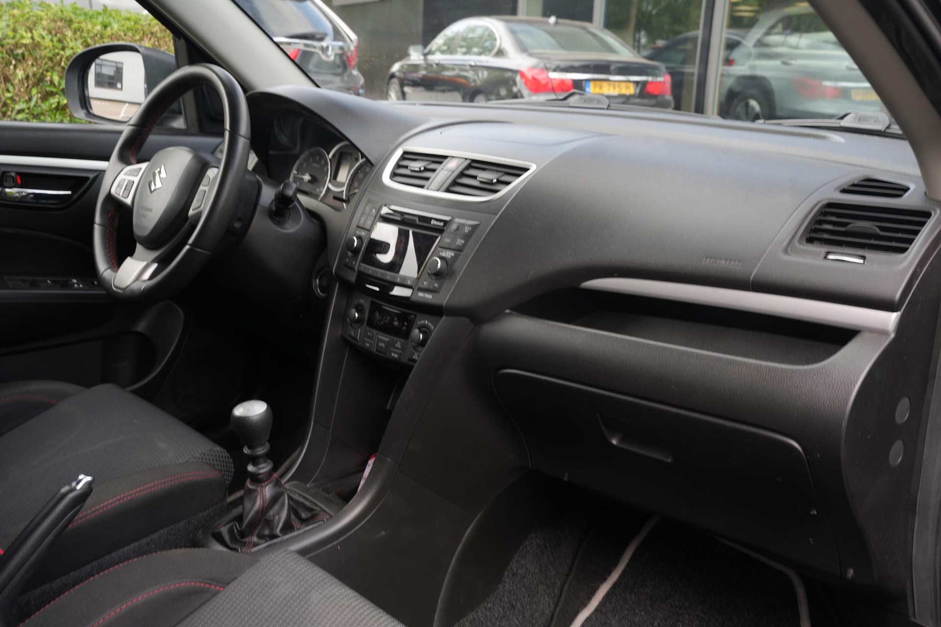 Suzuki Swift 1.6 Sport 2013  6