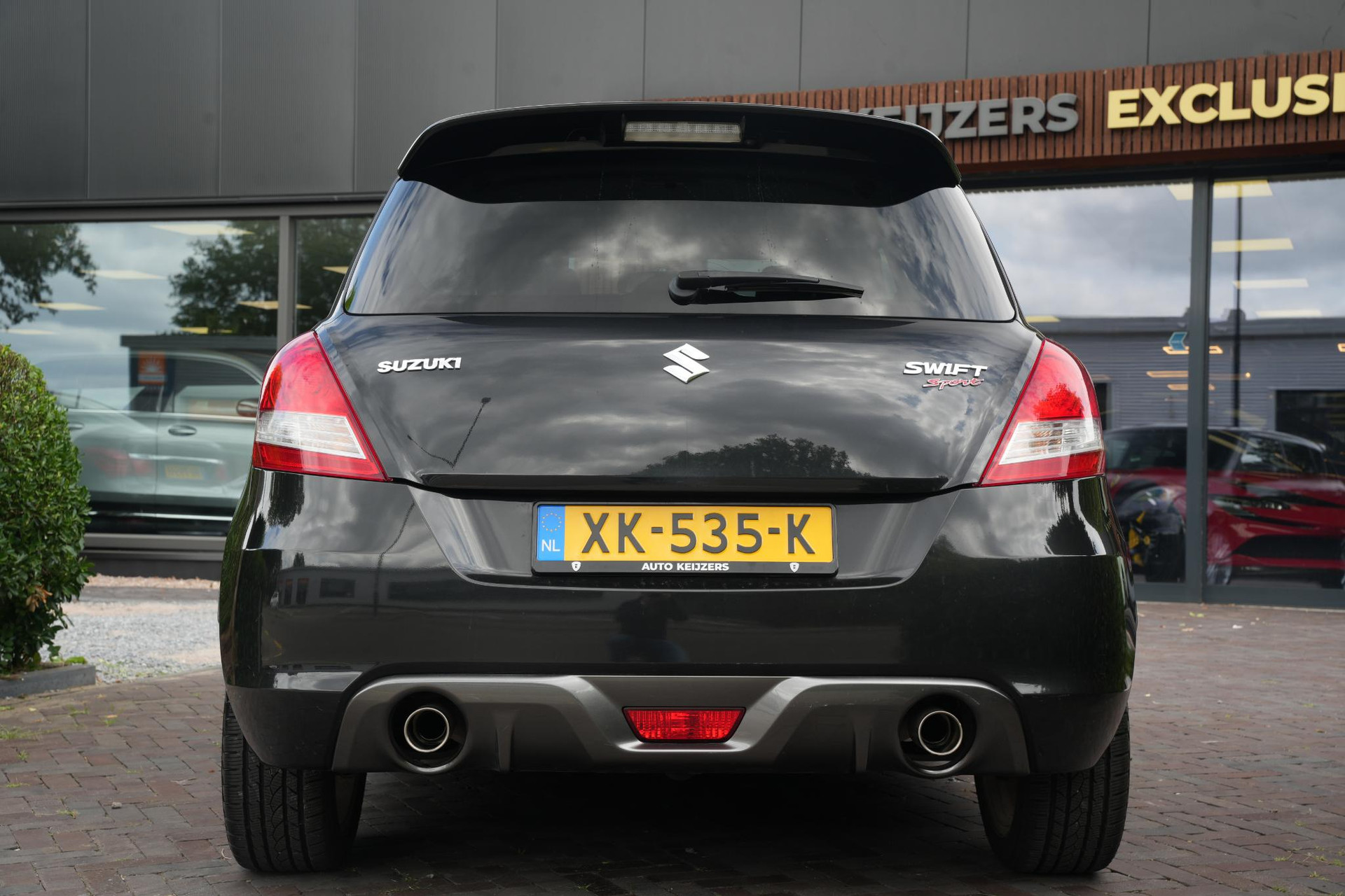 Suzuki Swift 1.6 Sport 2013  9