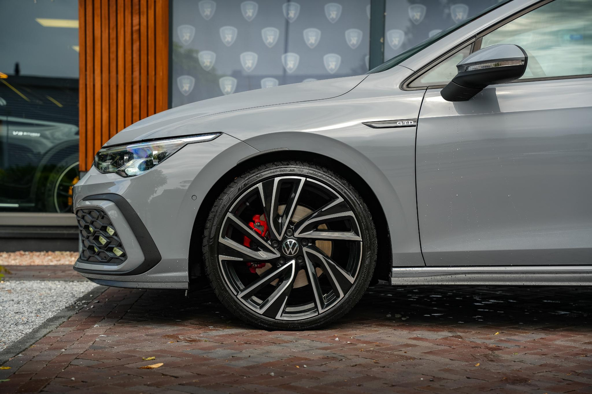 Volkswagen Golf 2.0 TDI GTD 2021 Moonstone grey 12