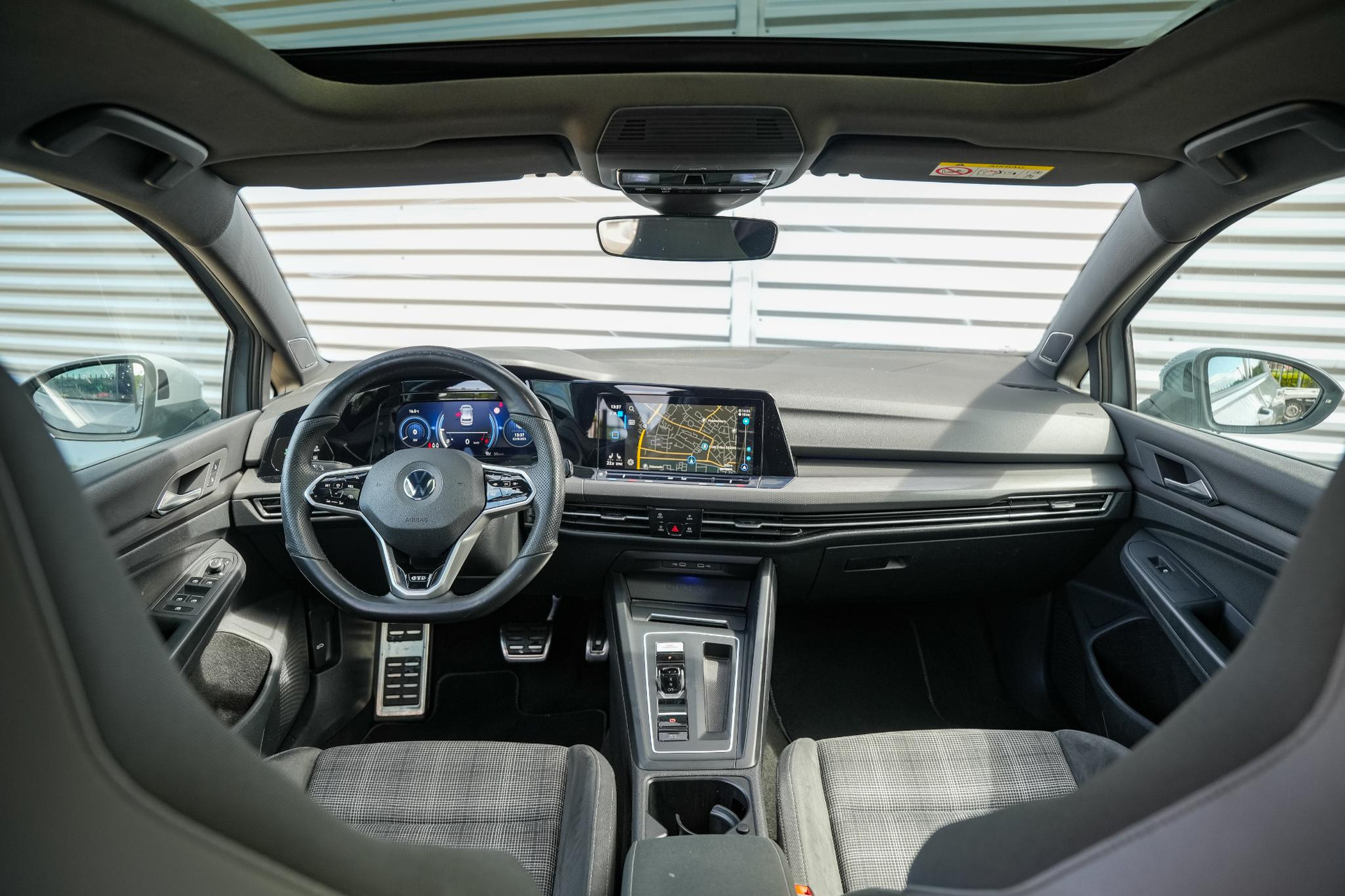 Volkswagen Golf 2.0 TDI GTD 2021 Moonstone grey 2