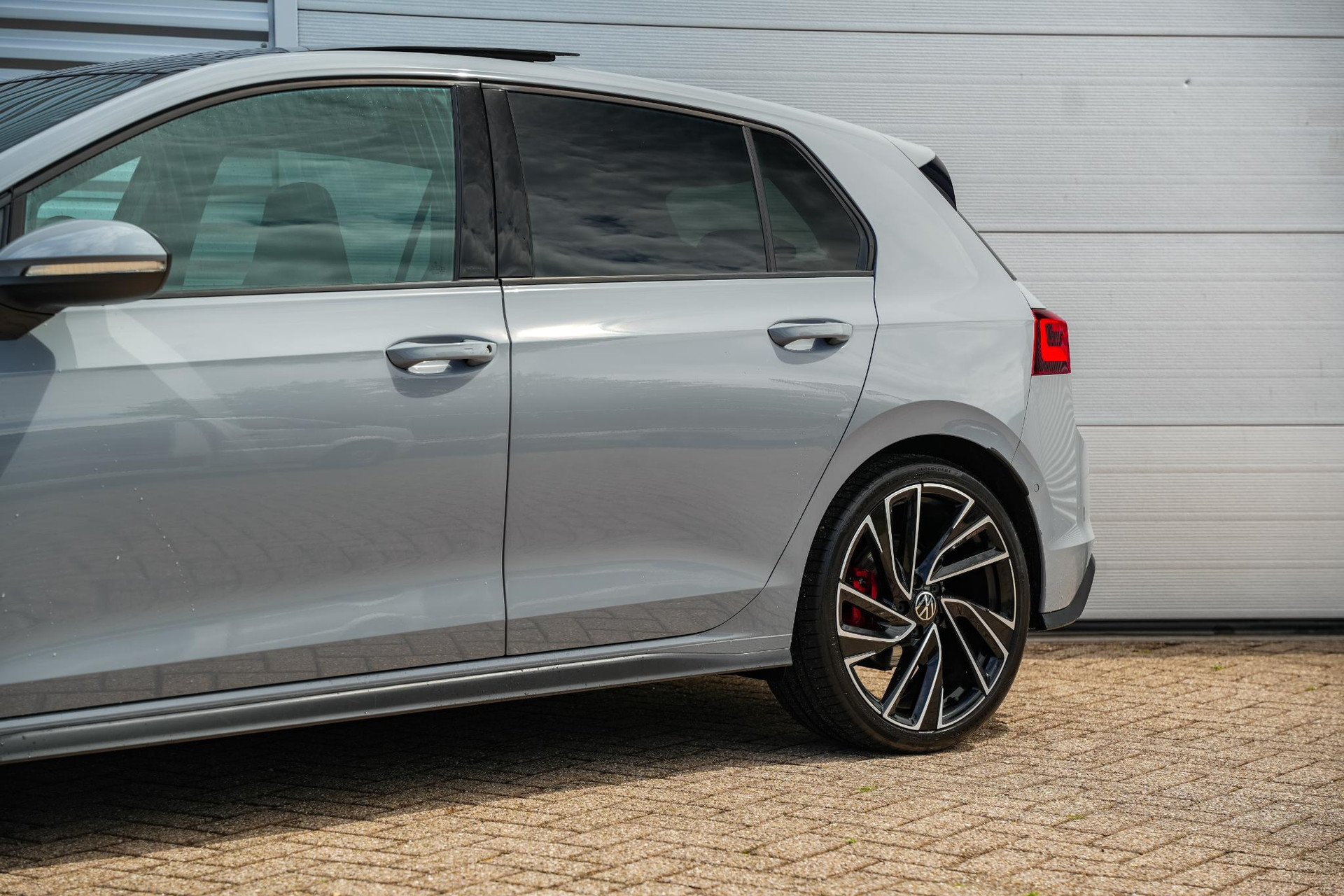 Volkswagen Golf 2.0 TDI GTD 2021 Moonstone grey 29