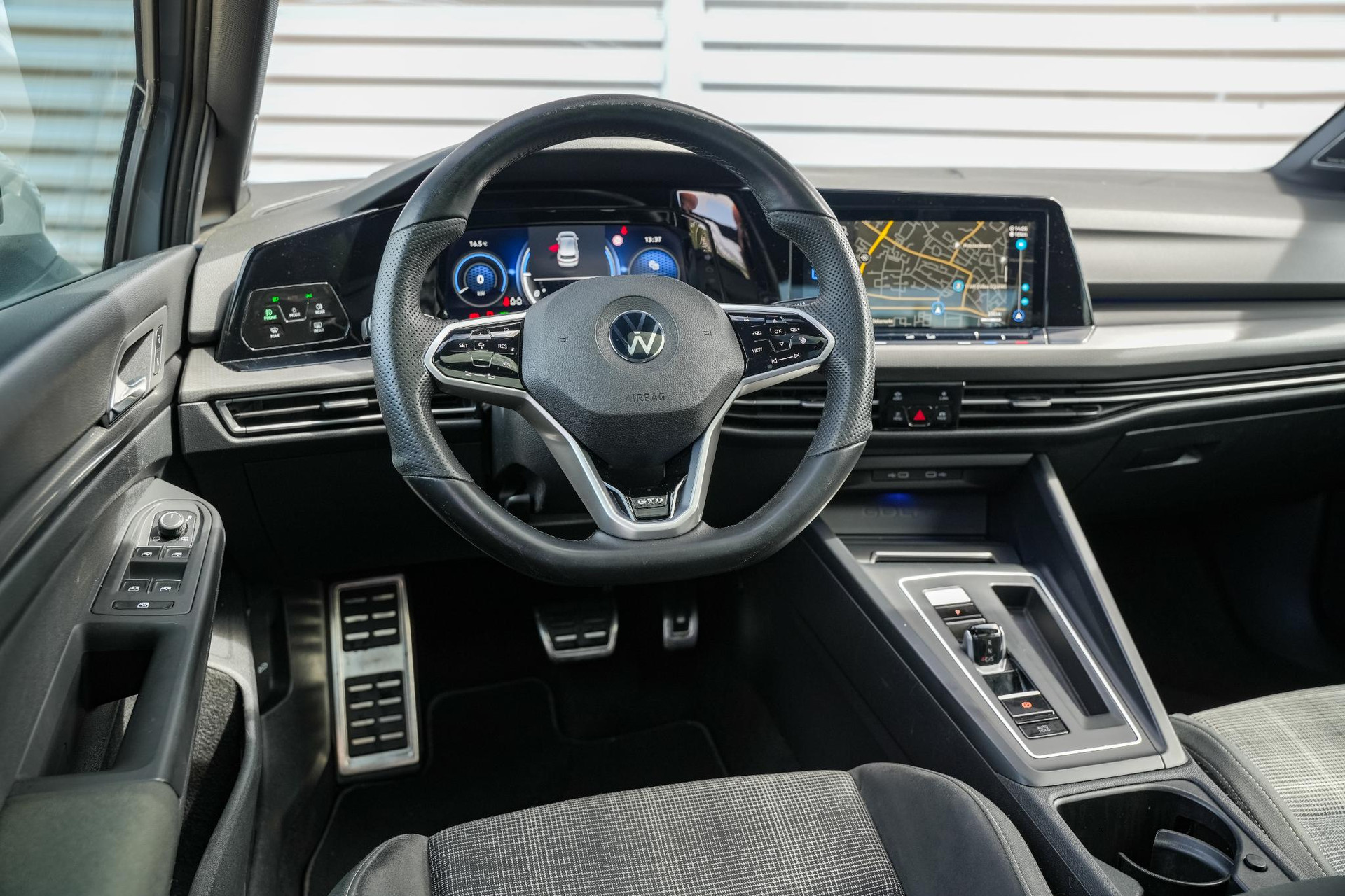 Volkswagen Golf 2.0 TDI GTD 2021 Moonstone grey 4