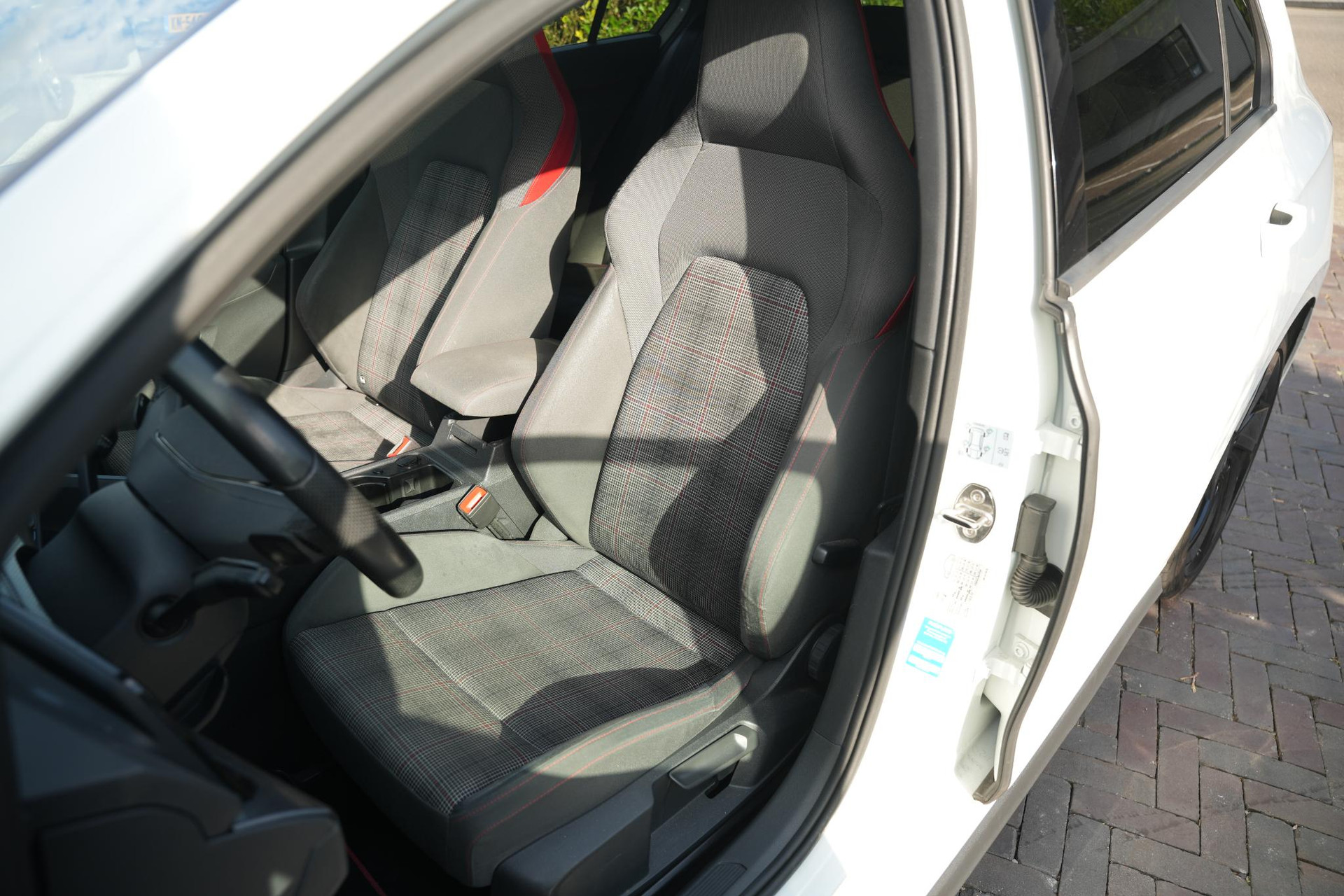Volkswagen Golf 2.0 TSI GTI 2020 Pure white 20