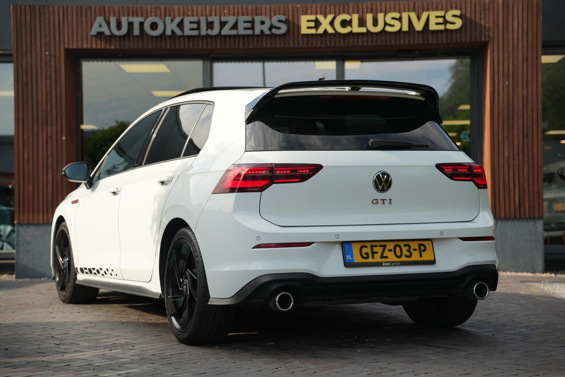 Volkswagen Golf 2.0 TSI GTI 2020 Pure white 7