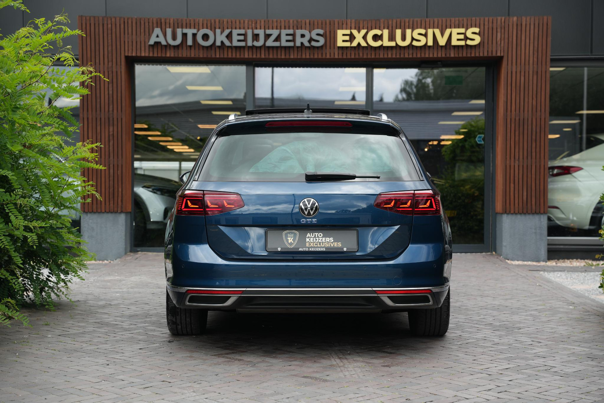 Volkswagen Passat 1.4 TSI PHEV GTE 2021 Aquamarine blue metallic (8H8H) 11