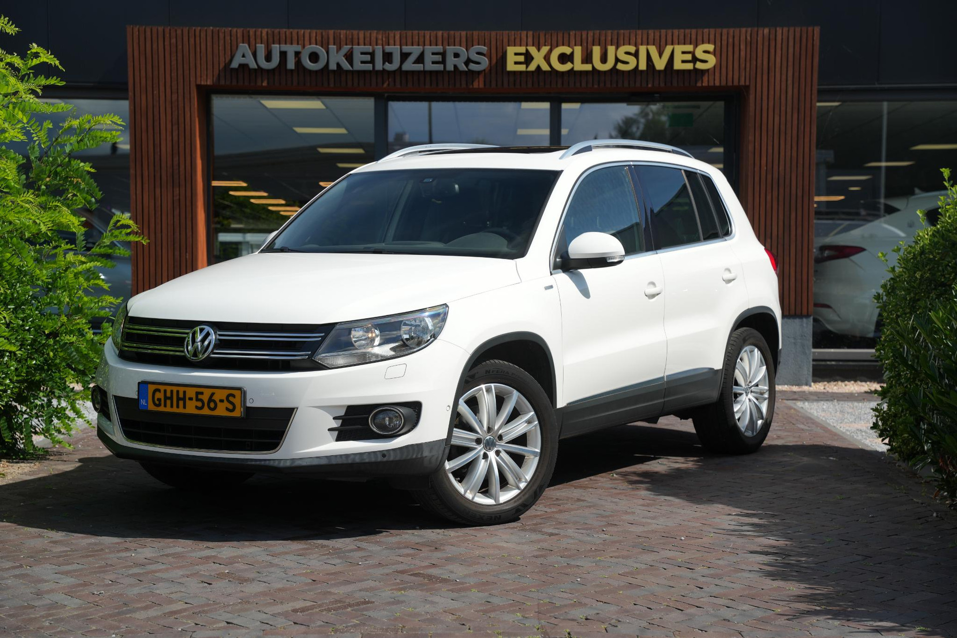 Volkswagen Tiguan 1.4 TSI Sport&Style line Edition 2013 Candy white (B4B4) 7