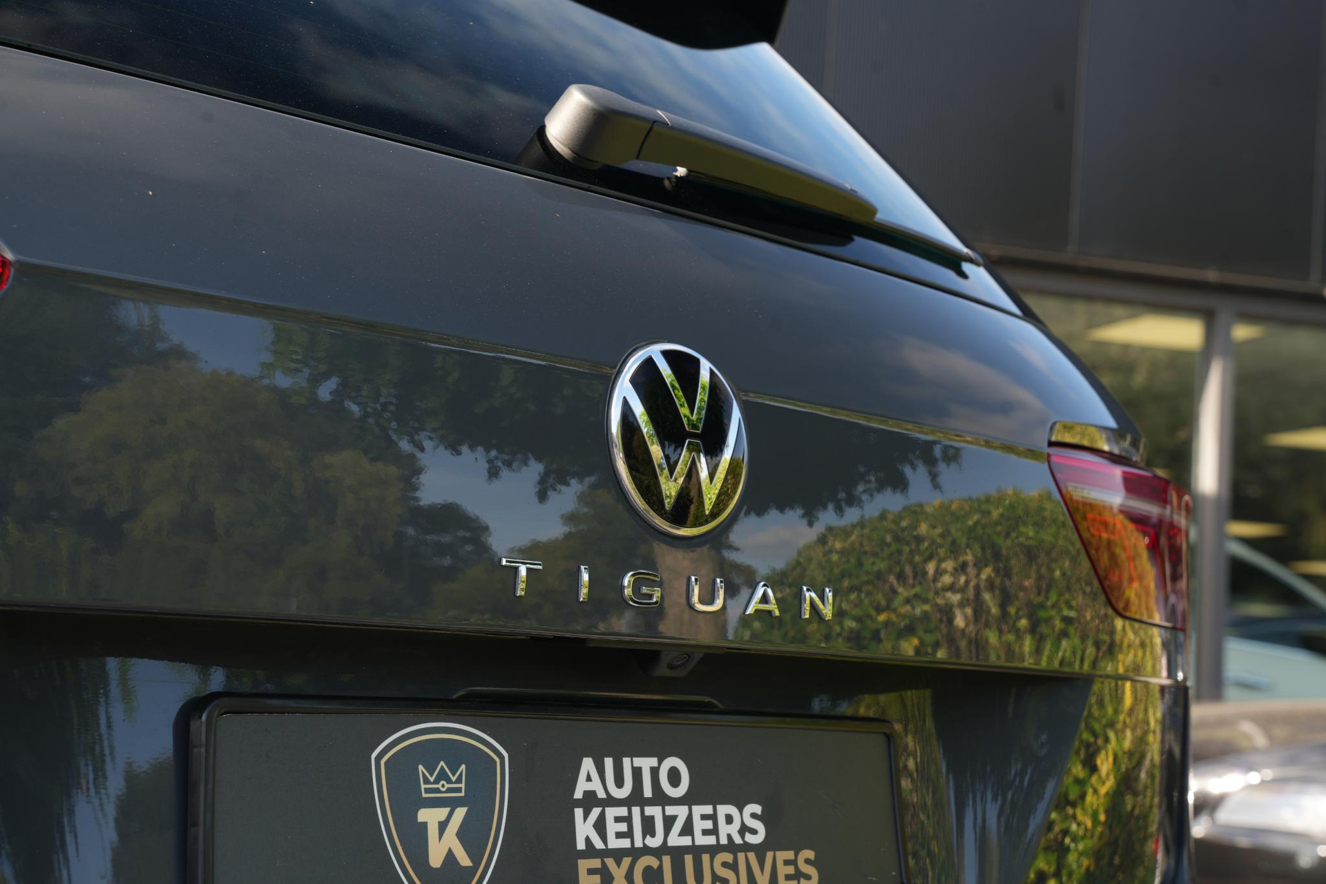 Volkswagen Tiguan 2.0 TDI R-Line Business+ 2023 Dolphin grey metallic (B0) 15