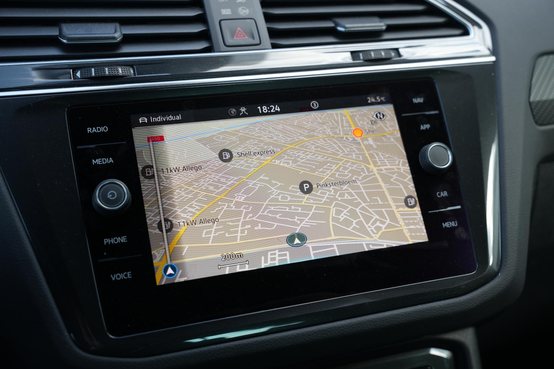 Volkswagen Tiguan 2.0 TDI R-Line Business+ 2023 Dolphin grey metallic (B0) 37