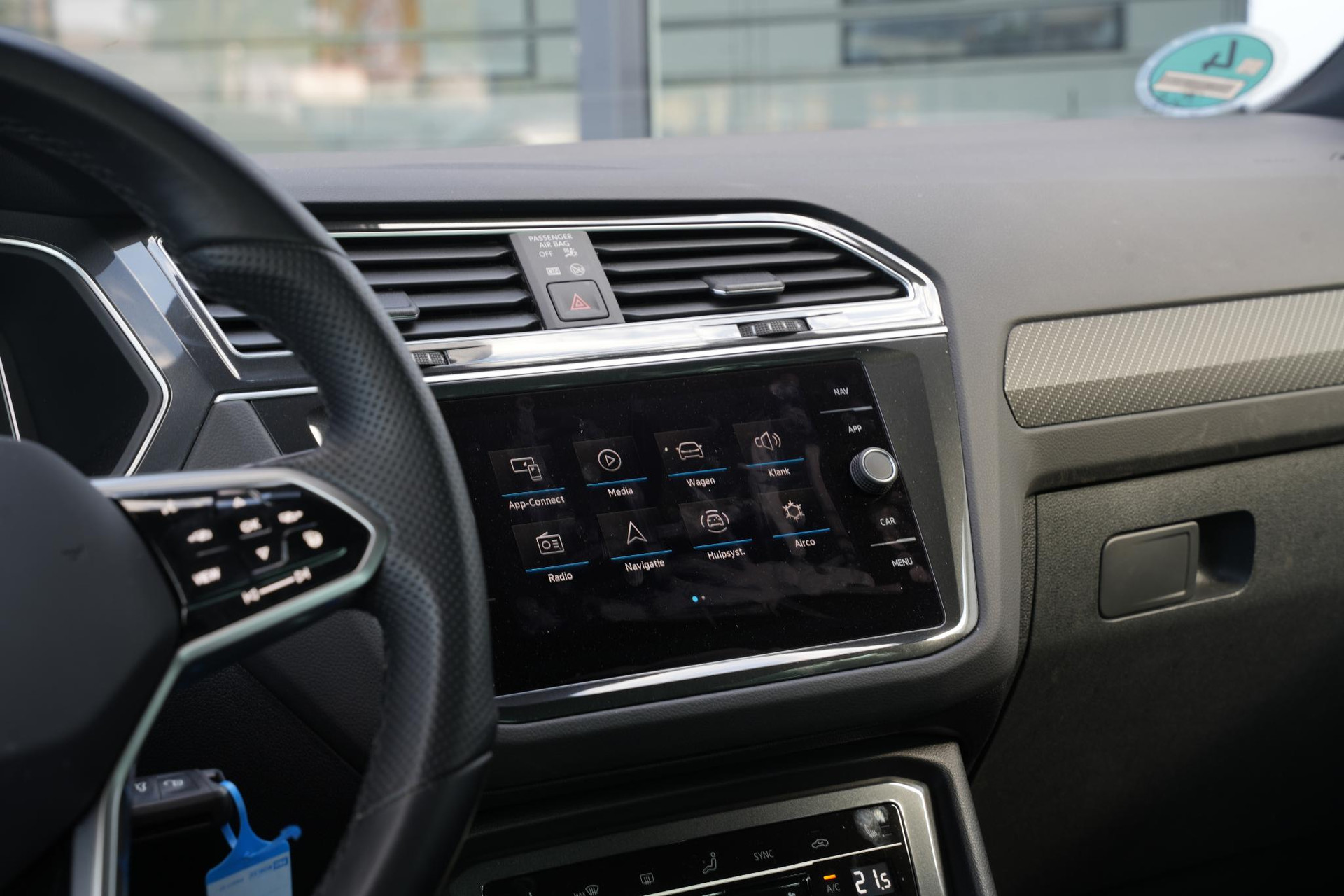 Volkswagen Tiguan 2.0 TDI R-Line Business+ 2023 Dolphin grey metallic (B0) 8