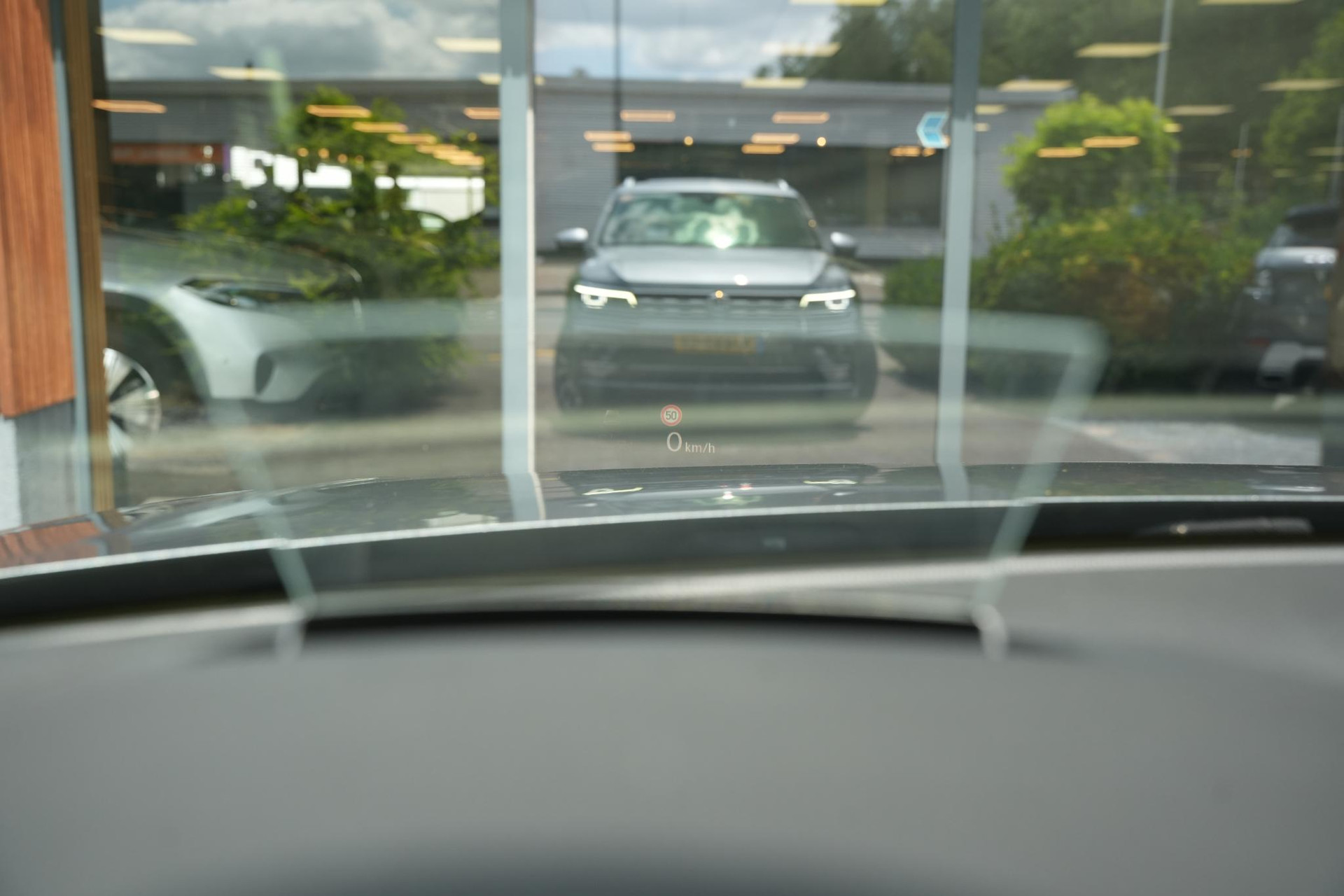 Volkswagen Tiguan Allspace 2.0 TSI 4Motion Highline Business R 7p. 2019 Platinum-grey metallic (2R) 14