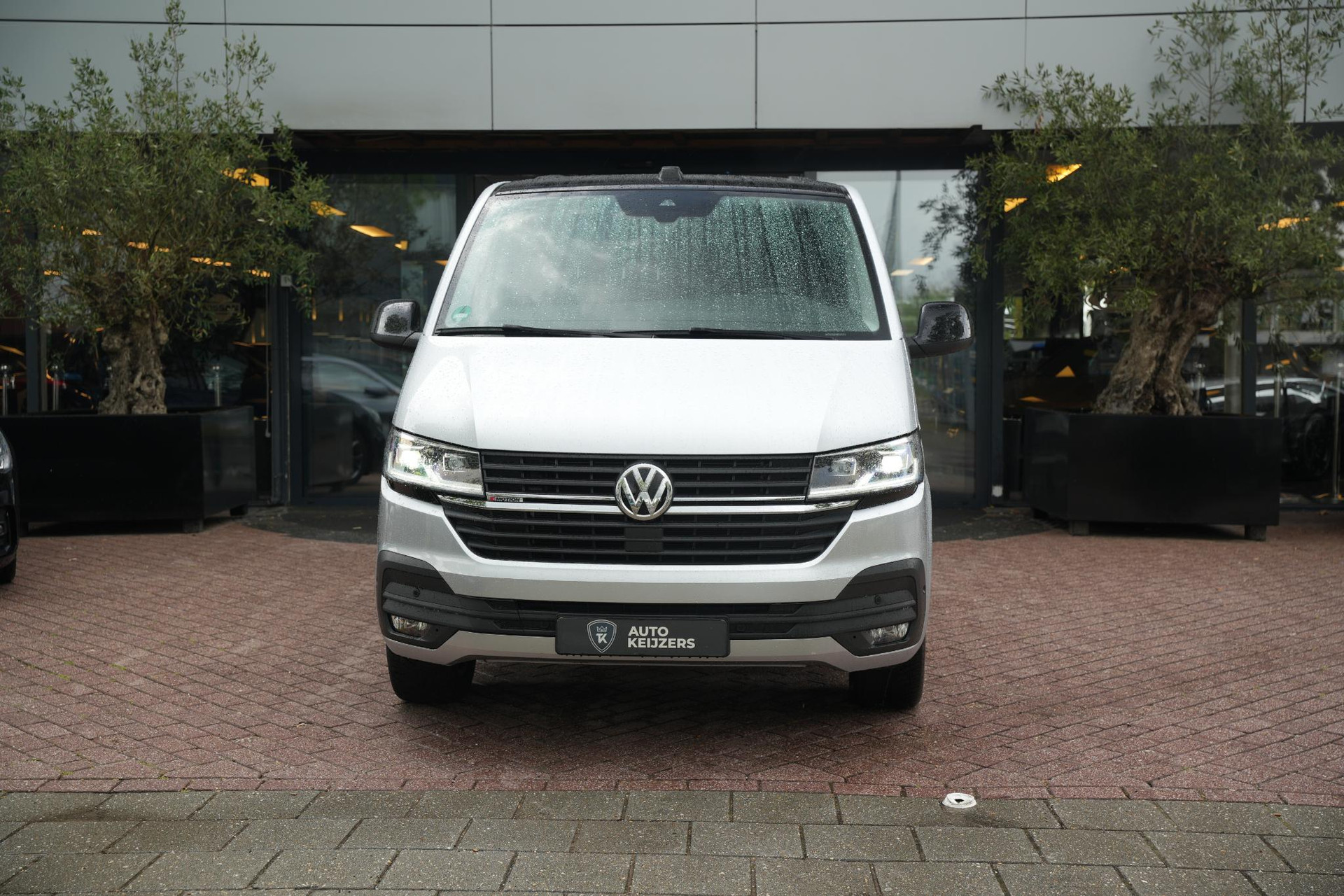 Volkswagen Transporter 2.0 TDI L1H1 4Motion Edition 2022 Reflexsilver metallic (8E) 3