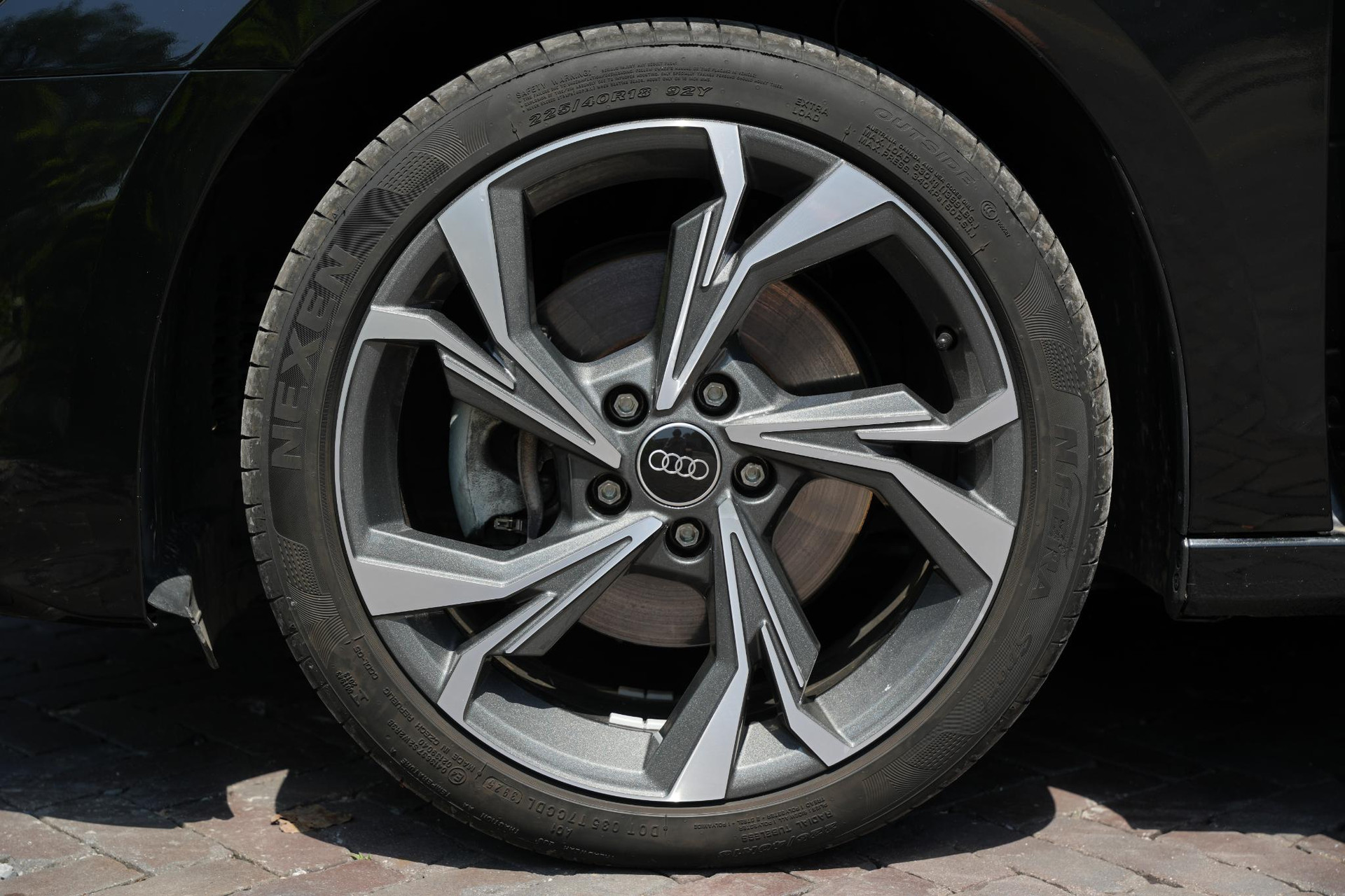 Audi A3 Sportback 40 TFSI e Advanced edition 2023 Metallic mythical black (0E) 10