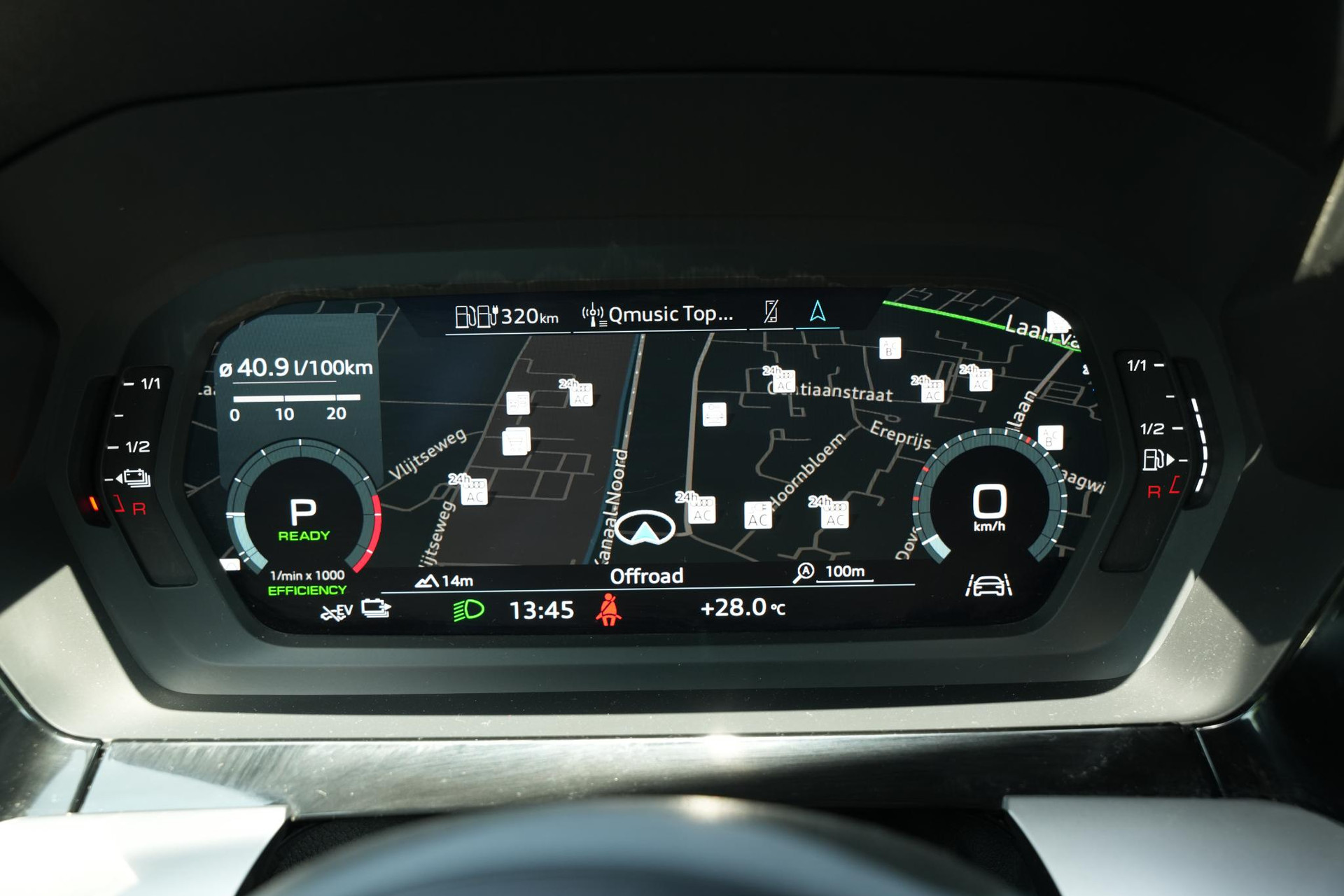 Audi A3 Sportback 40 TFSI e Advanced edition 2023 Metallic mythical black (0E) 15