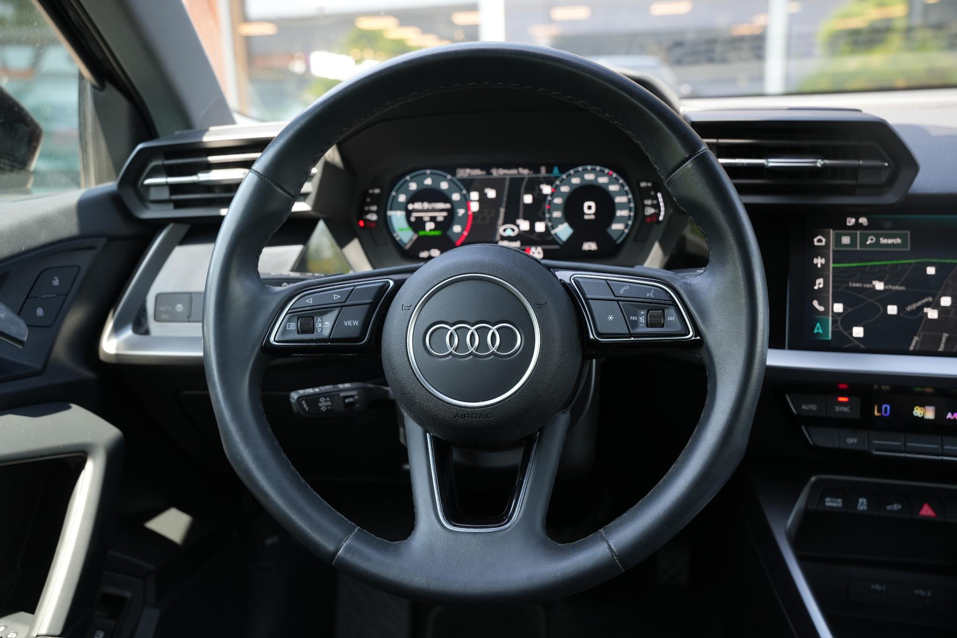Audi A3 Sportback 40 TFSI e Advanced edition 2023 Metallic mythical black (0E) 8