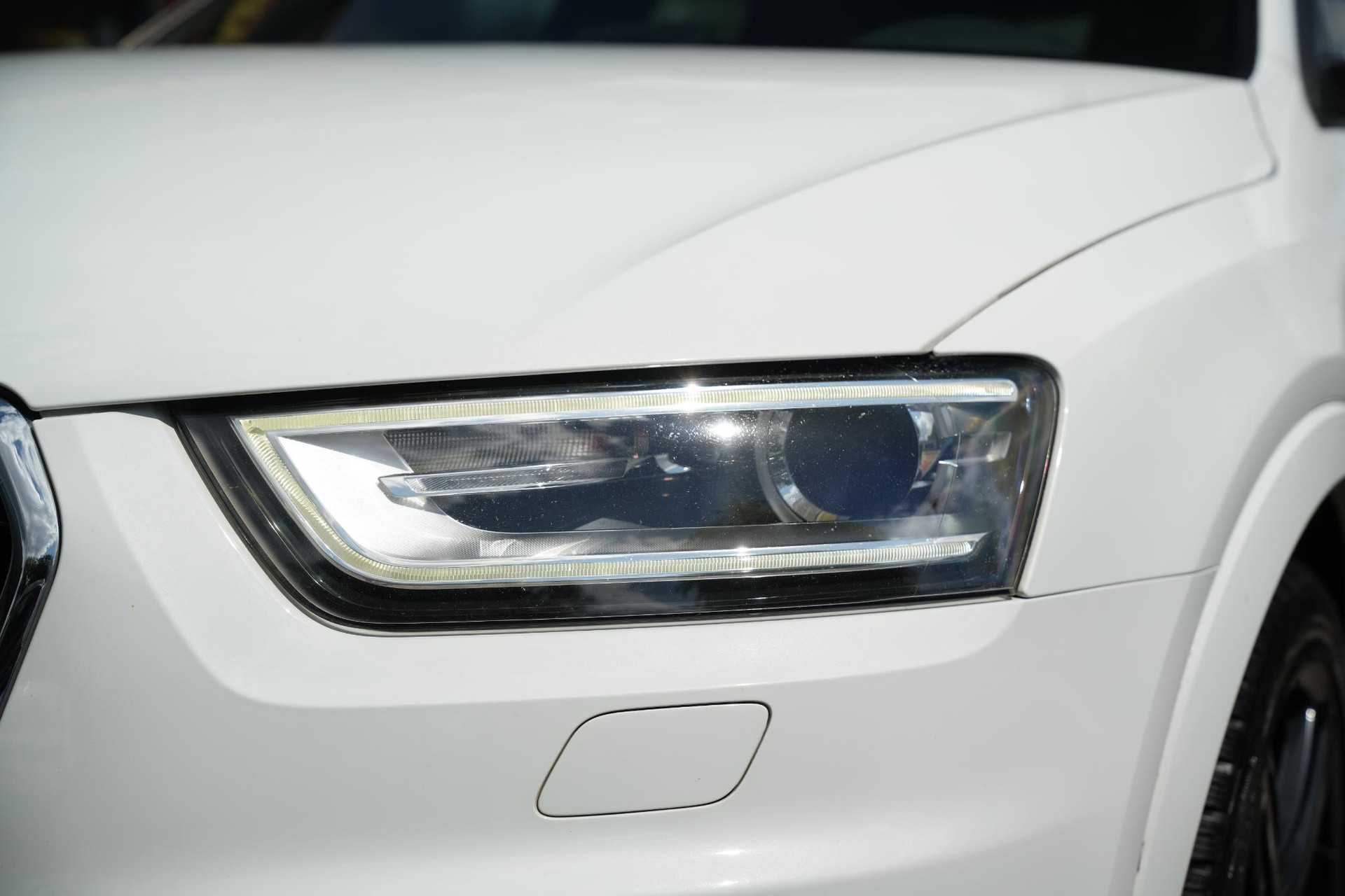 Audi Q3 2.0 TDI quattro S Edition 2013 Metallic glacier white (2Y) 19