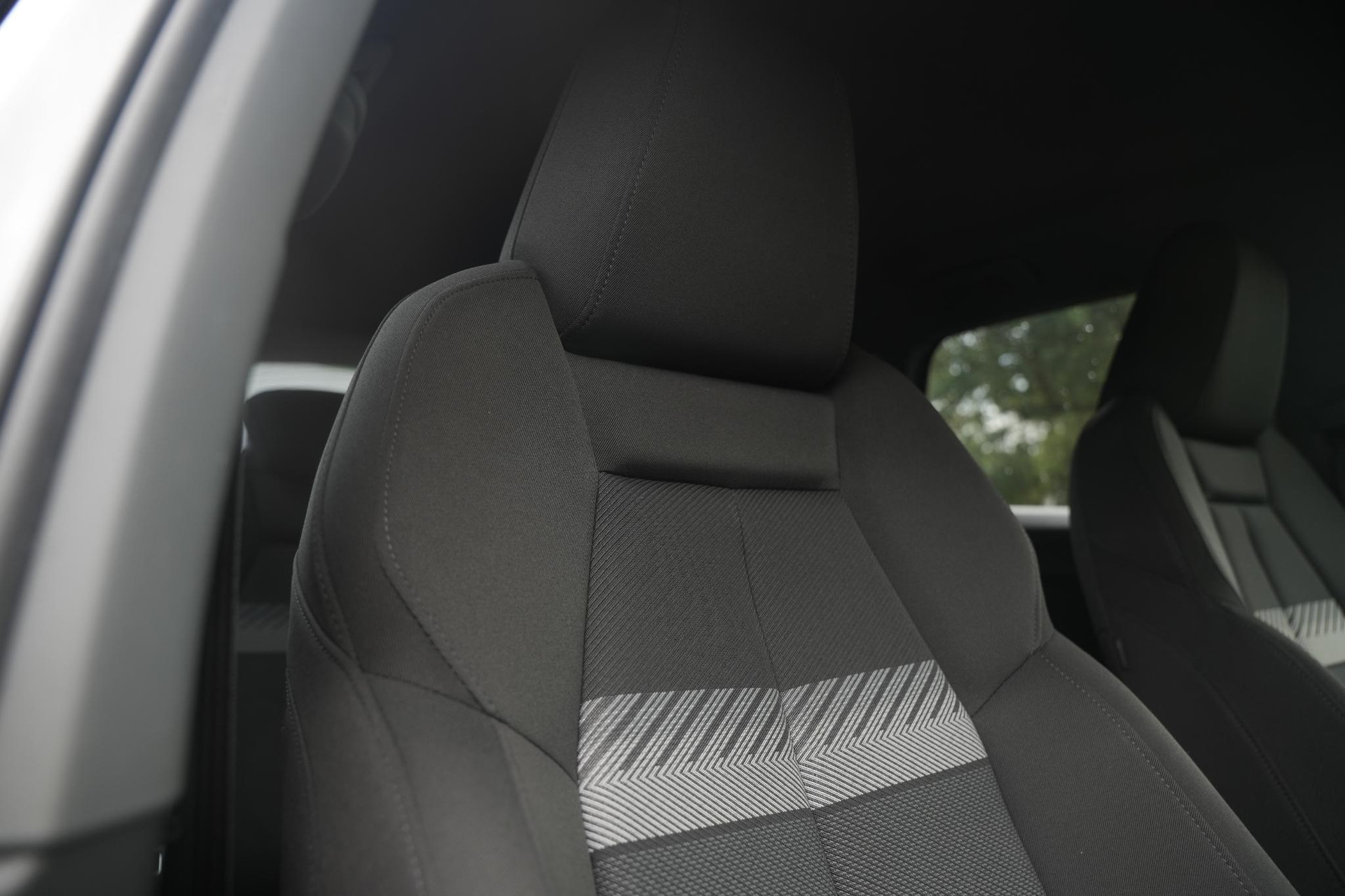 Audi Q4 e-tron 35 Launch edition Advanced 55 kWh 2021 Typhoongrijs metallic 21