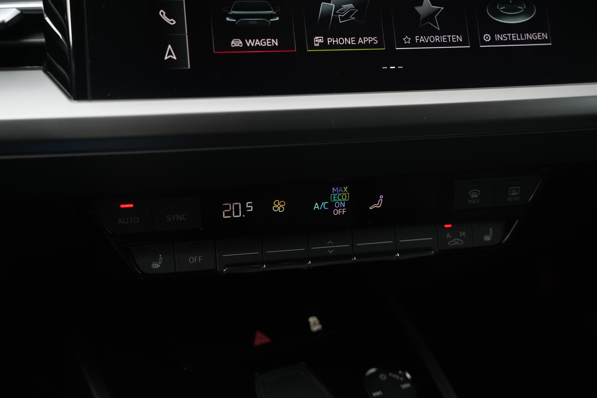 Audi Q4 e-tron 35 Launch edition Advanced 55 kWh 2021 Typhoongrijs metallic 29