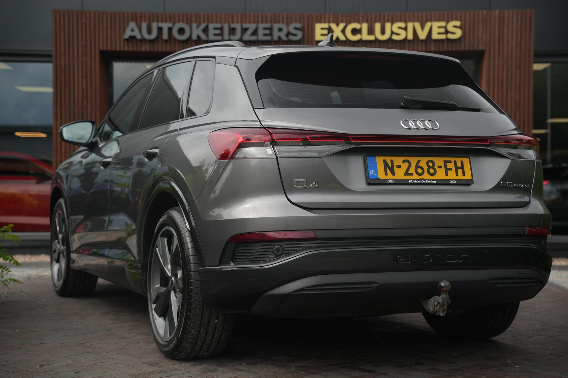 Audi Q4 e-tron 35 Launch edition Advanced 55 kWh 2021 Typhoongrijs metallic 7