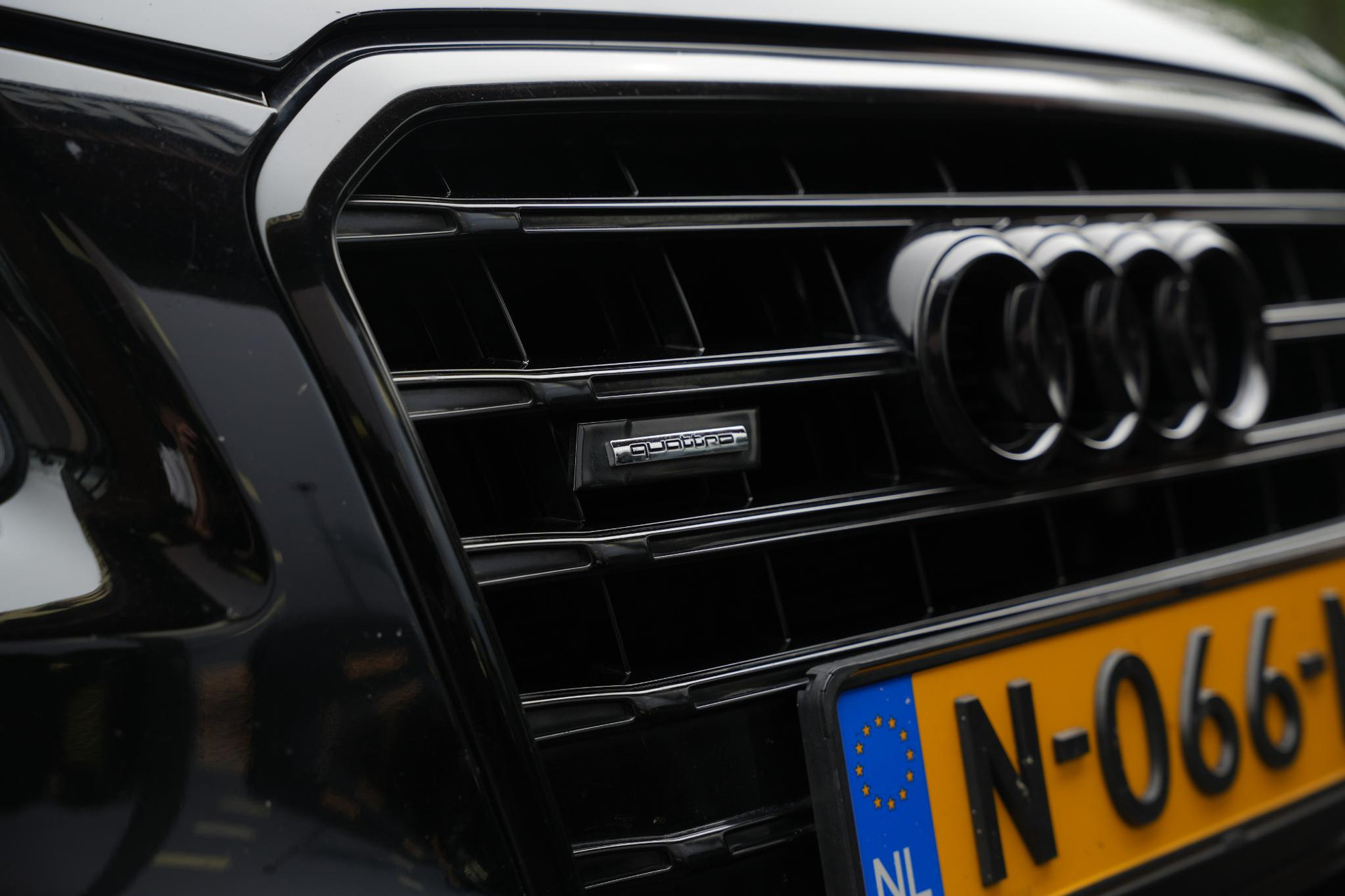 Audi Q5 3.2 TFSI quattro S Edition 2012  16