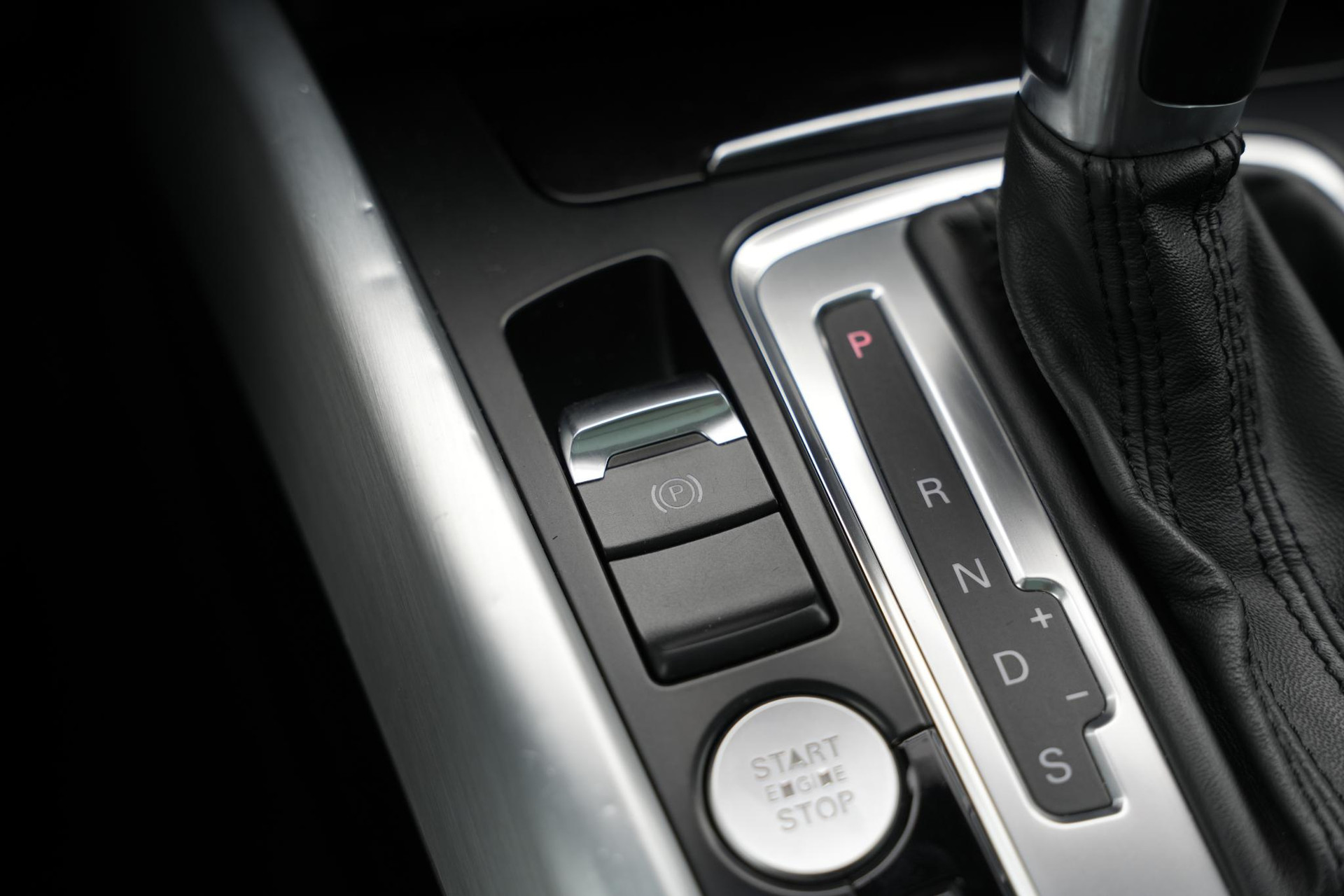 Audi Q5 3.2 TFSI quattro S Edition 2012  30
