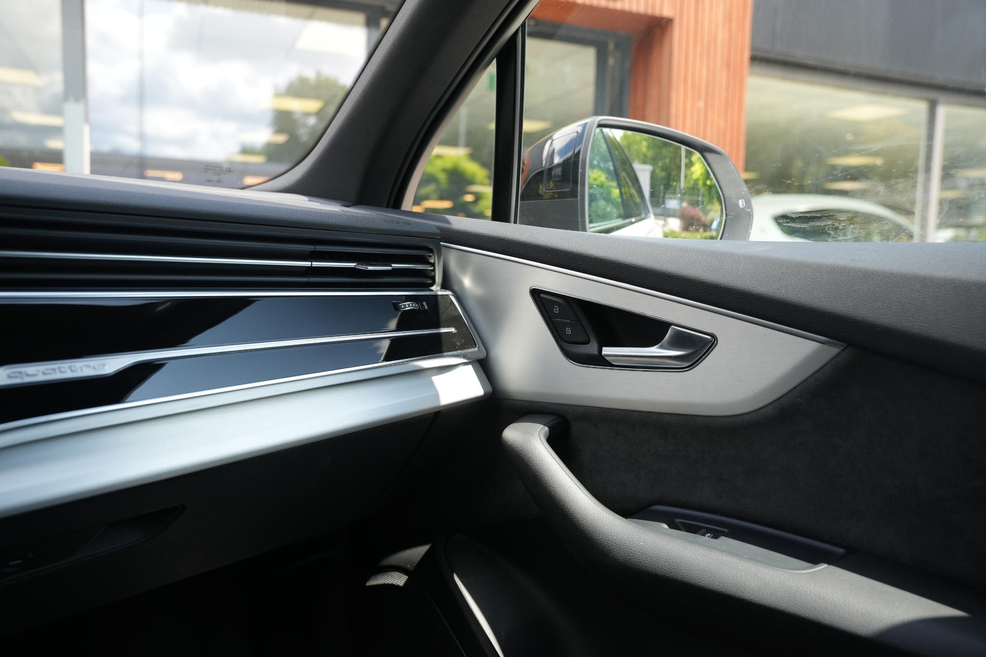 Audi Q7 60 TFSI e quattro Pro Line S Competition 2021 Gletsjerwit metallic 47
