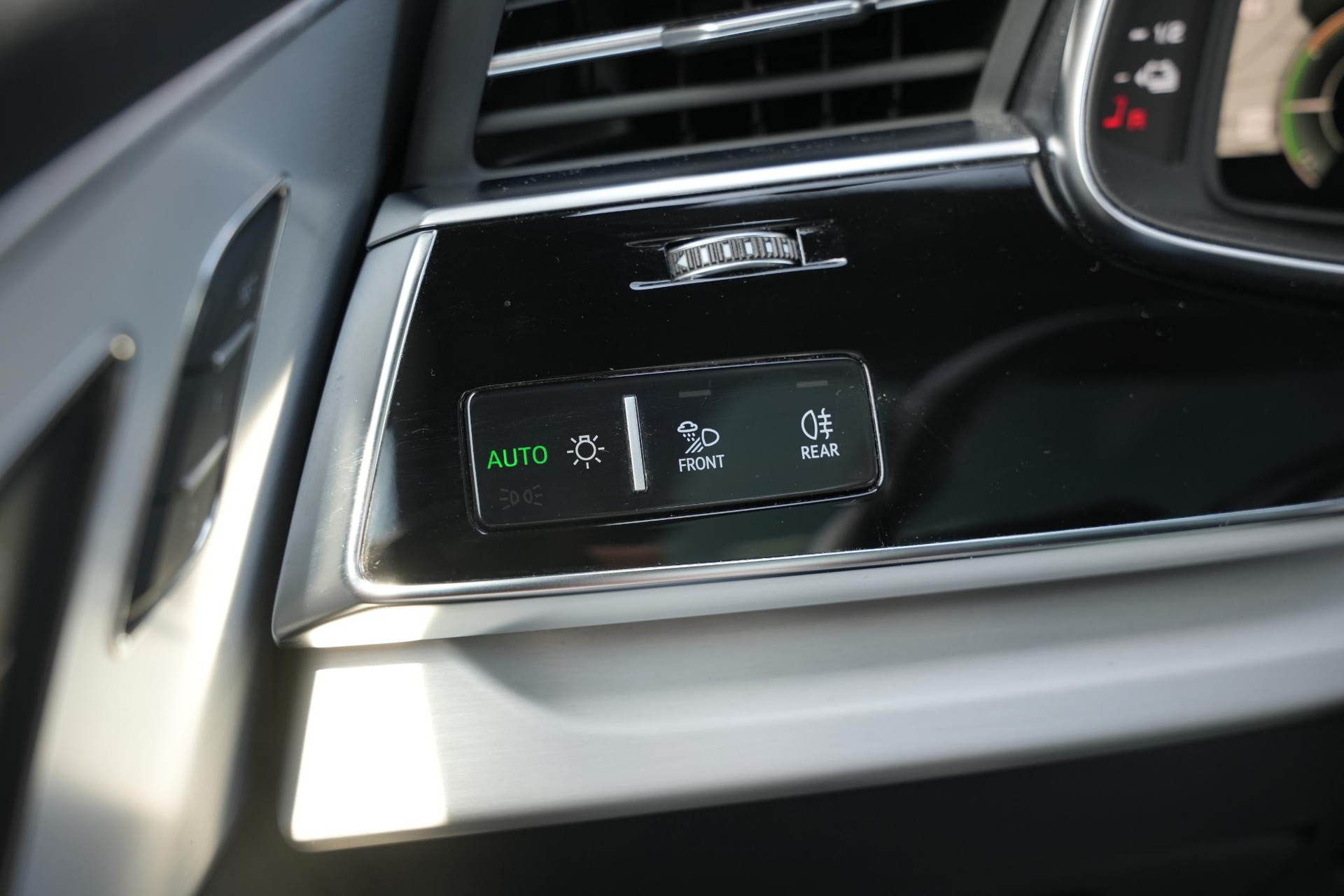 Audi Q7 60 TFSI e quattro Pro Line S Competition 2021 Gletsjerwit metallic 55