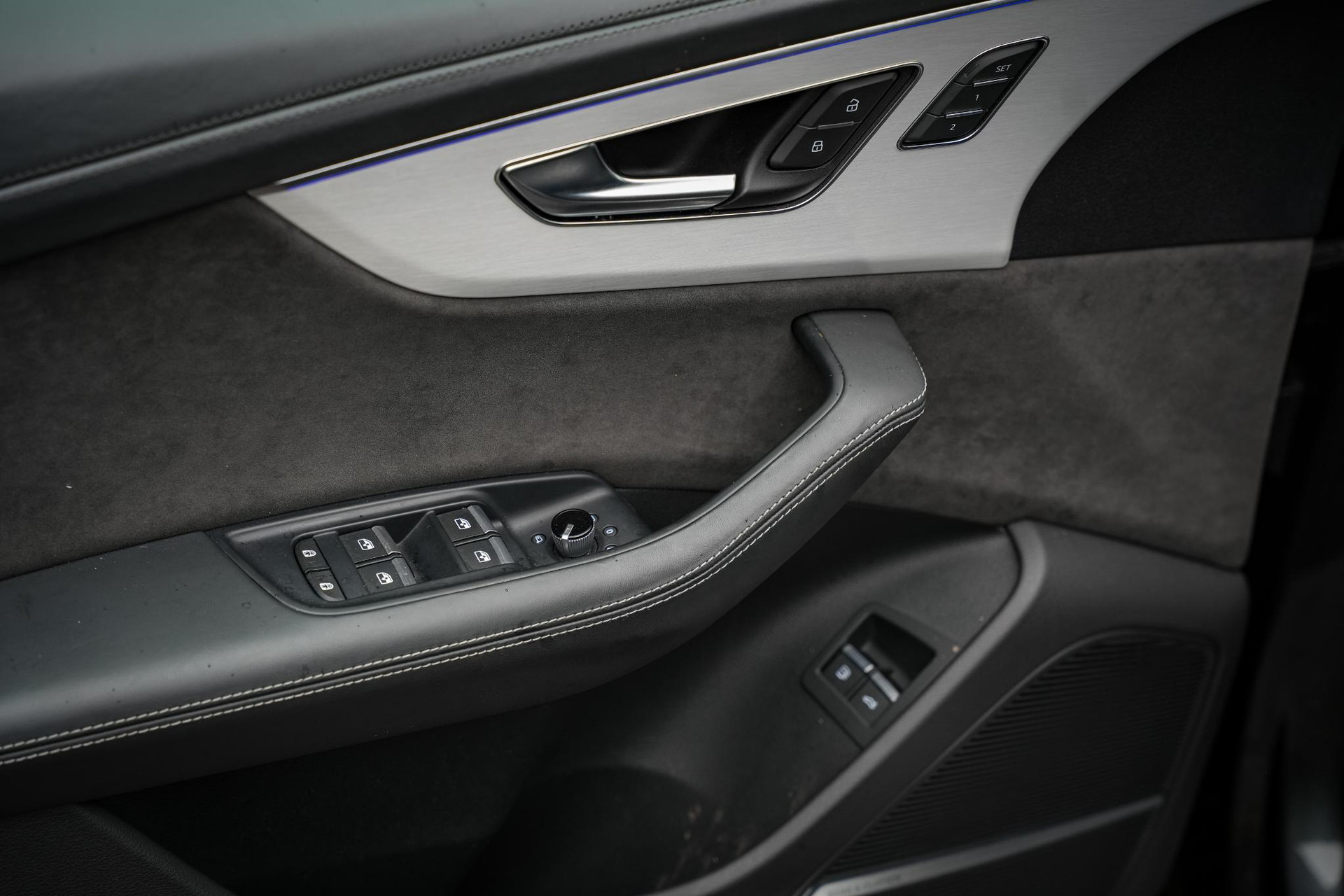 Audi Q8 60 TFSI e quattro Competition 2021 Daytonagrijs pareleffect 14