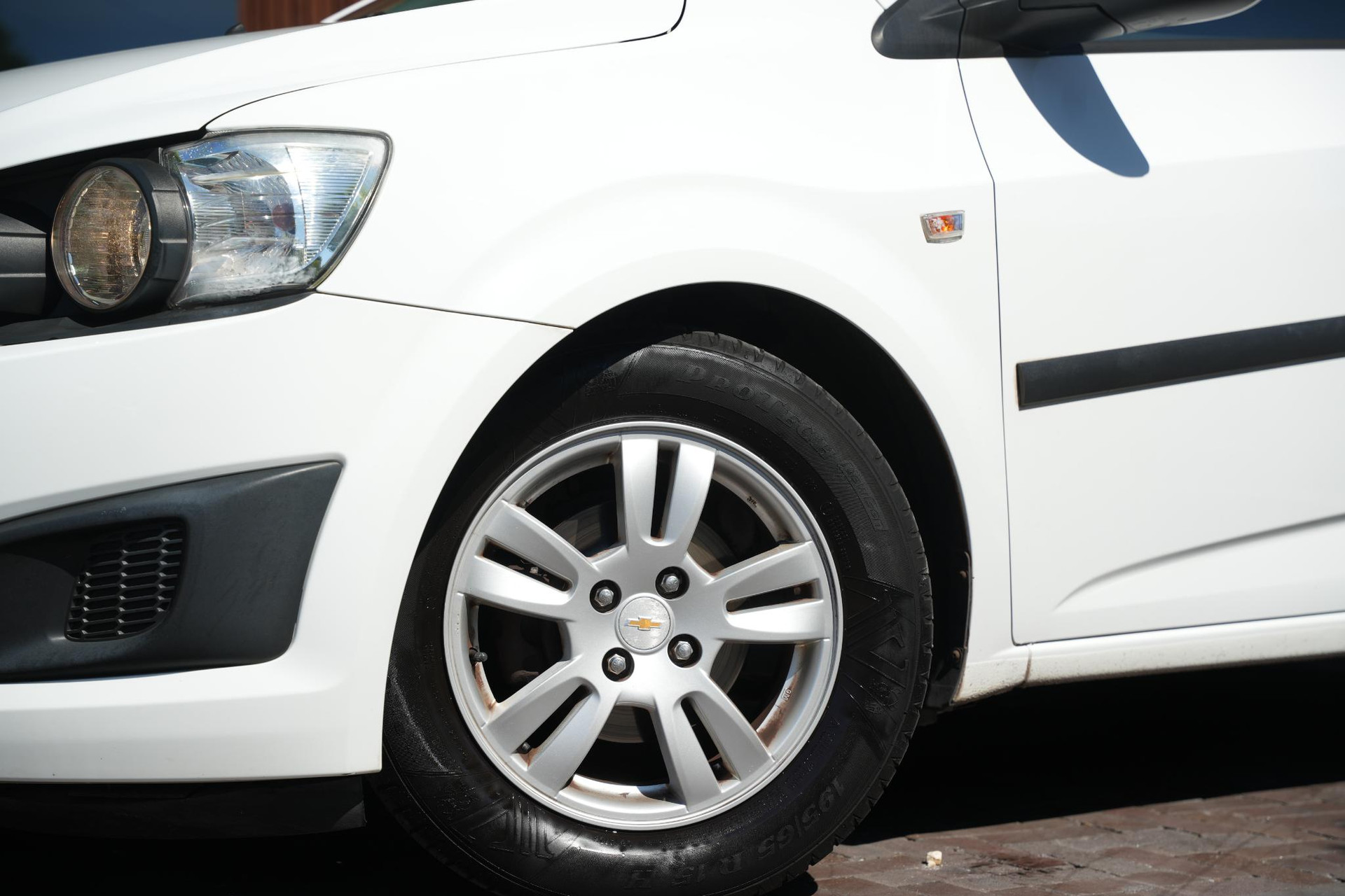 Chevrolet Aveo 1.2 LT 2011 Summit white 10