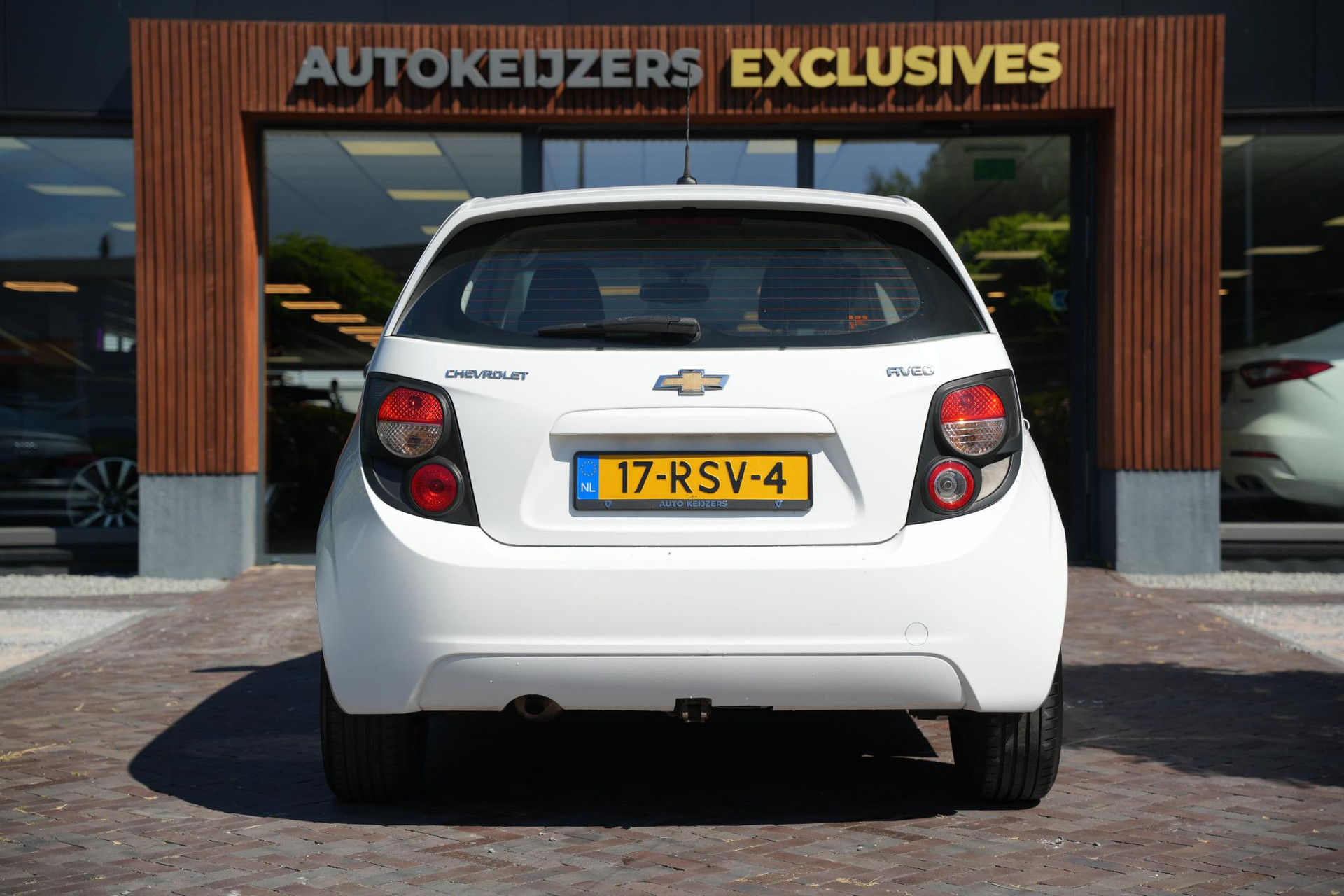 Chevrolet Aveo 1.2 LT 2011 Summit white 11