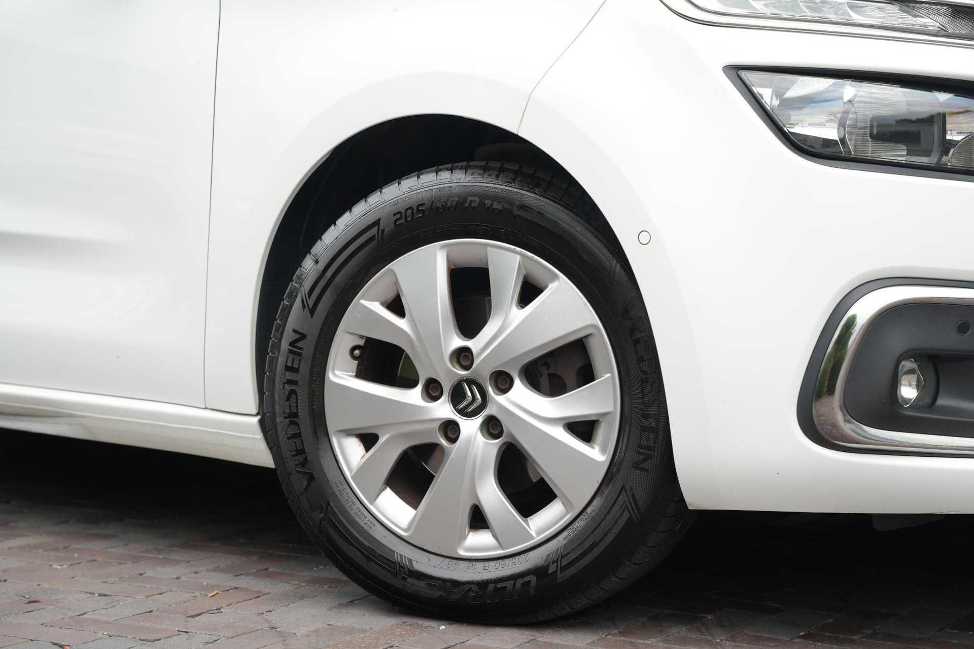 Citroën C4 Picasso 1.2 PureTech Business 2017 Basislak blanc banquise 10