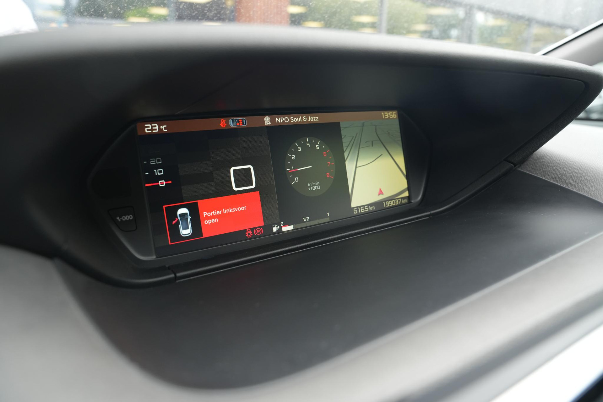 Citroën C4 Picasso 1.2 PureTech Business 2017 Basislak blanc banquise 26