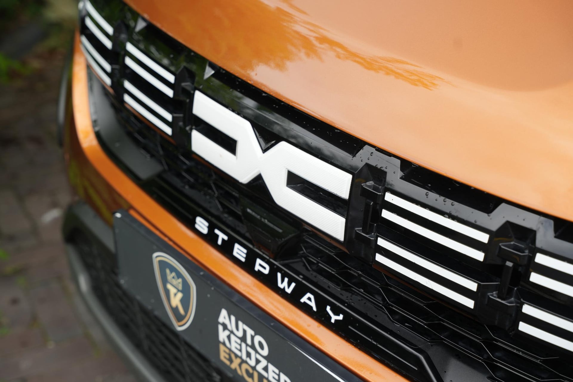 Dacia Sandero 1.0 TCe 90 Comfort 2024 ORANGE ATACAMA (TEEPY) 15