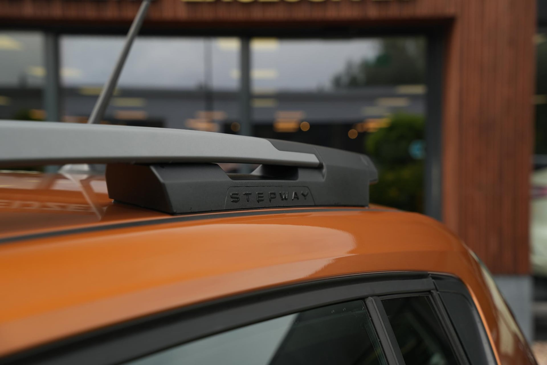 Dacia Sandero 1.0 TCe 90 Comfort 2024 ORANGE ATACAMA (TEEPY) 19