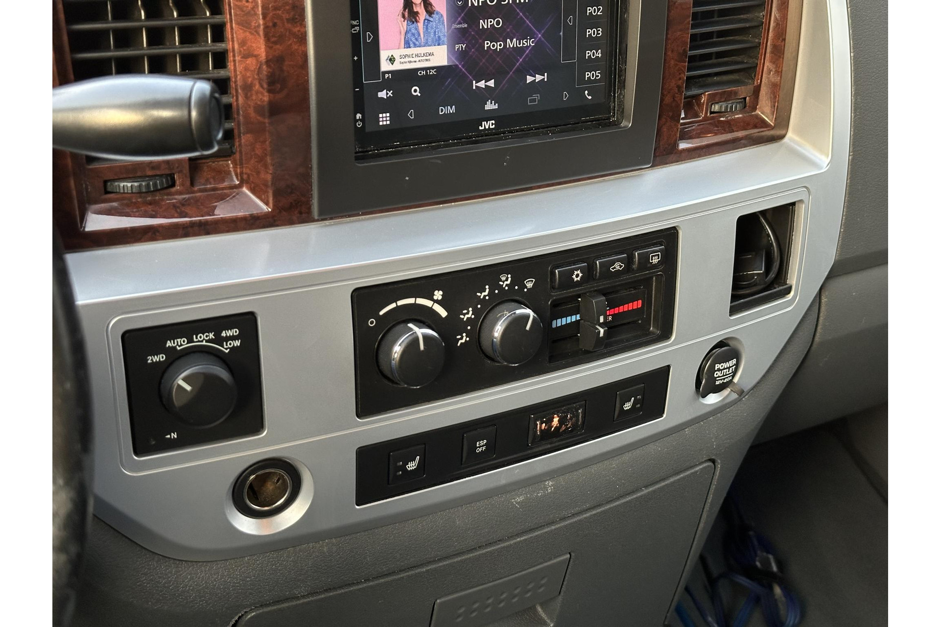 Dodge Ram 2500 5.7 V8 Quad Cab 6'4 2008  23