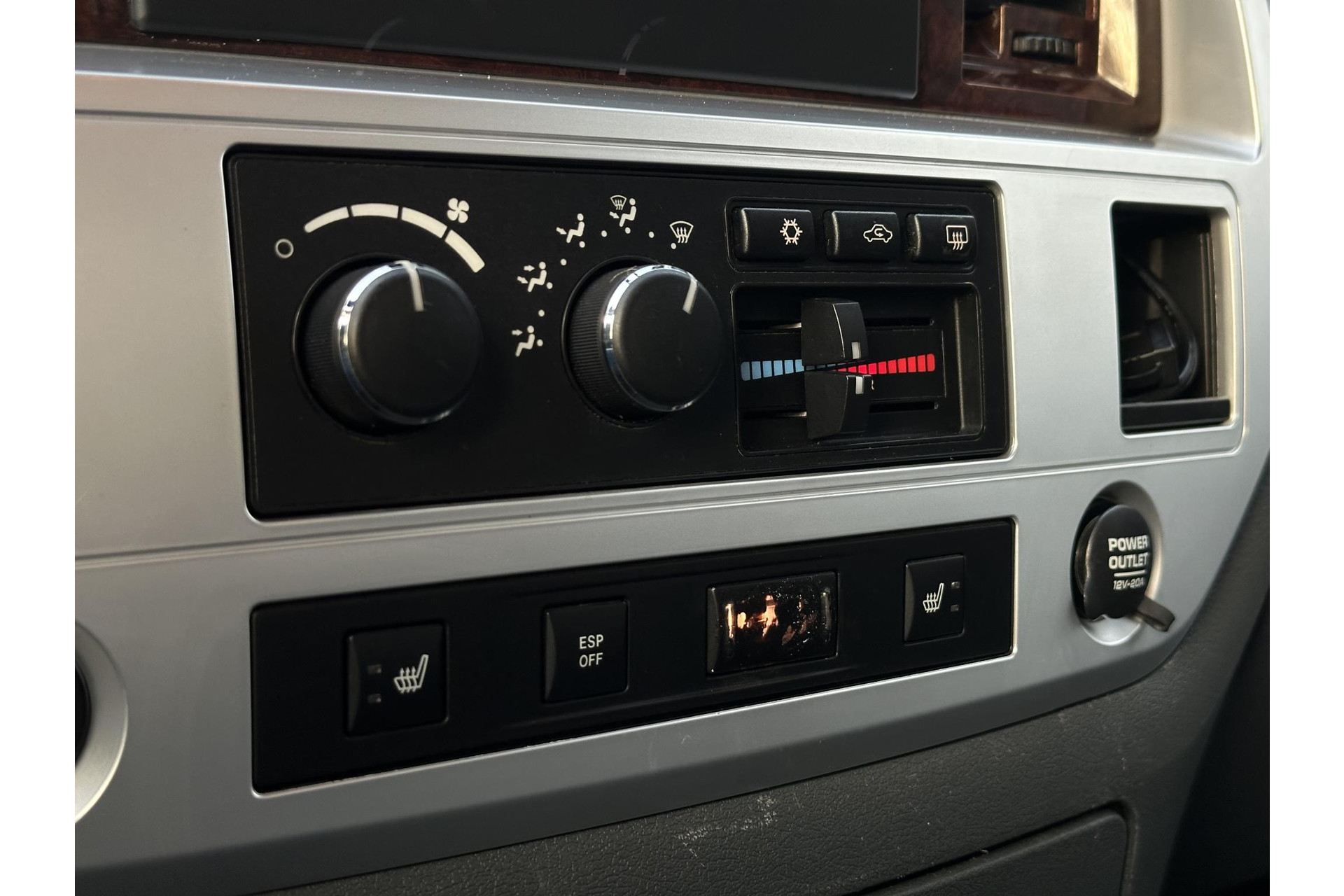 Dodge Ram 2500 5.7 V8 Quad Cab 6'4 2008  28