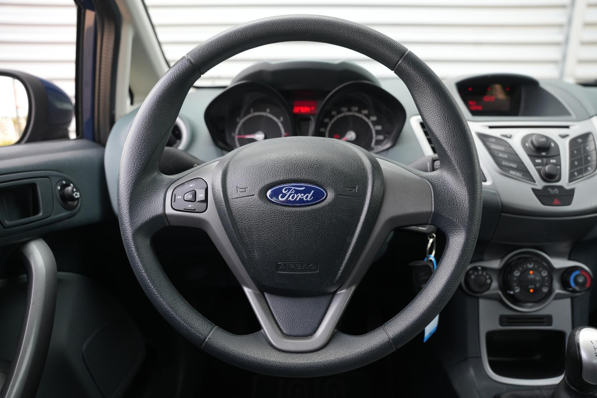 Ford Fiesta 1.25 Limited 2011  8