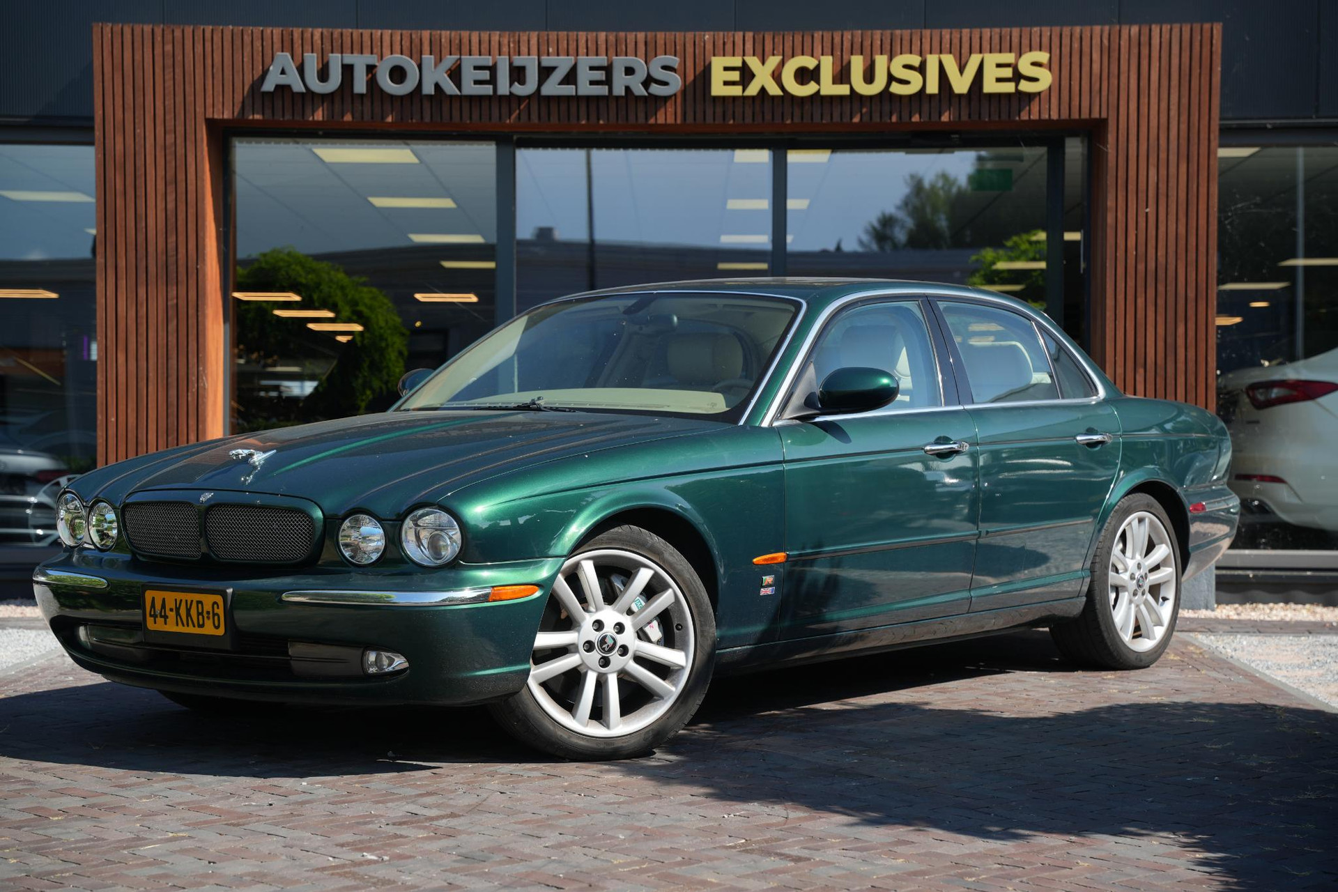 Jaguar XJR 4.2 V8 S/C 2004 Jaguar Racing Green-JBC1957 (_PJAB8) 5