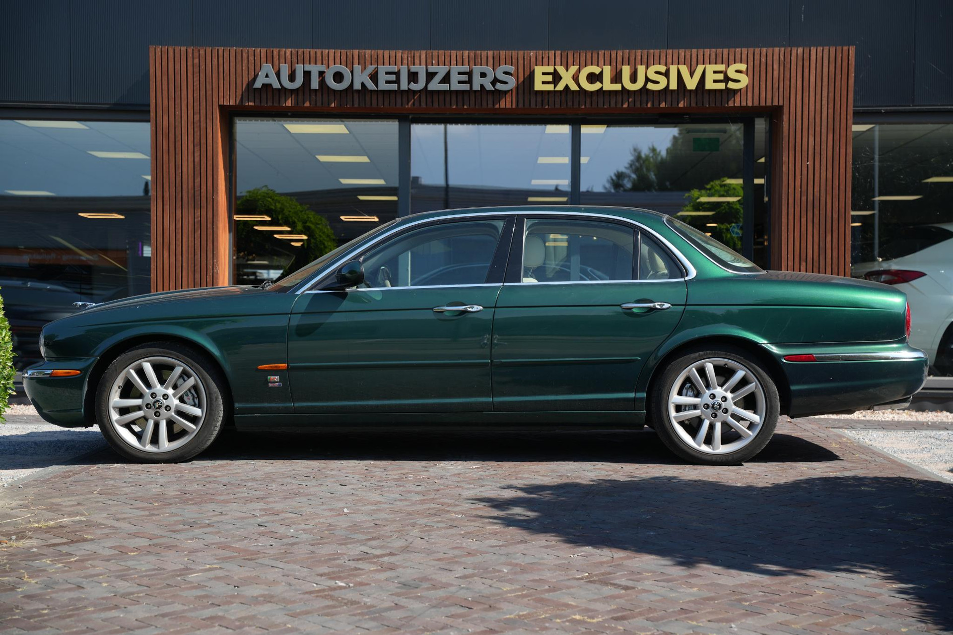 Jaguar XJR 4.2 V8 S/C 2004 Jaguar Racing Green-JBC1957 (_PJAB8) 7