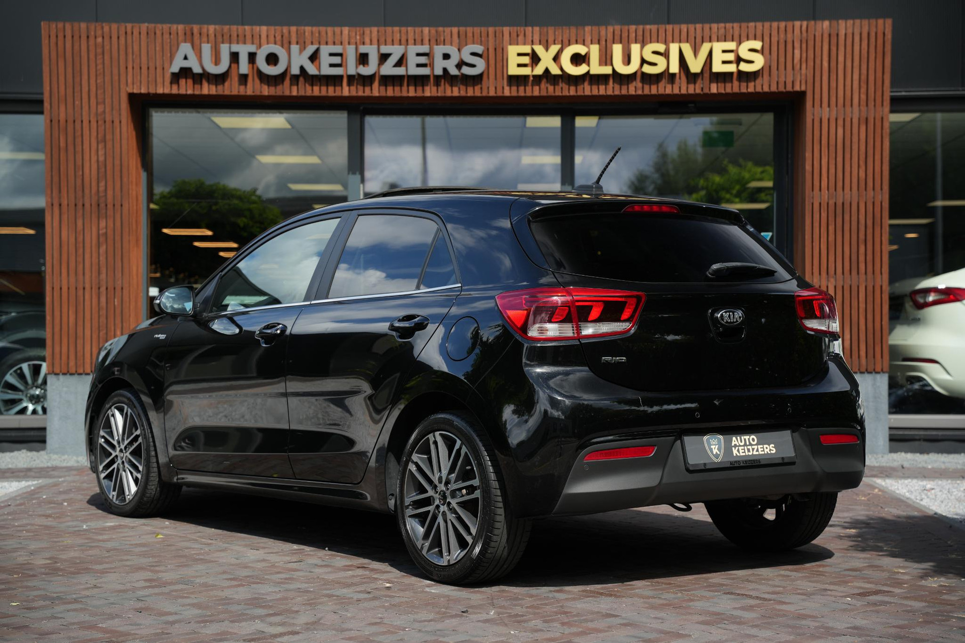 Kia Rio 1.0 TGDI DynamicLine 2017 Aurora Black Pearl (ABP) 9